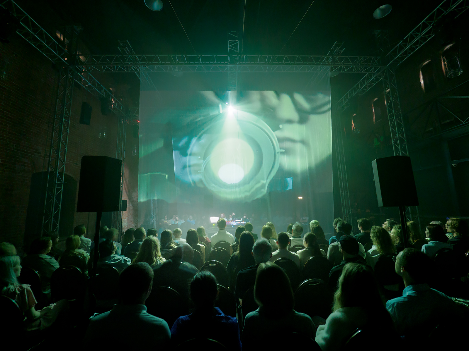 

Билеты на Александр Кнайфель. Оркестр громкоговорителей (Новая сцена Александринского театра)