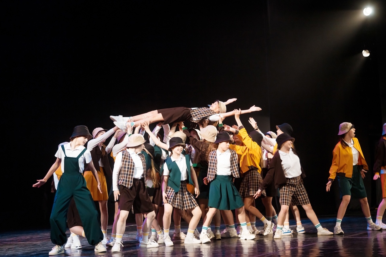 

Билеты на Мая. Фэмили. Я (Дворец культуры «Нефтяник»)