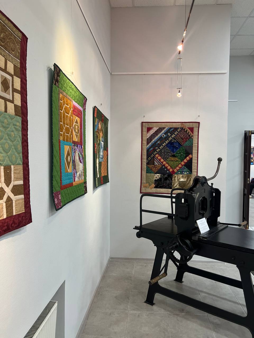 

Билеты на Лоскутное шитье (Центр книги и графики)