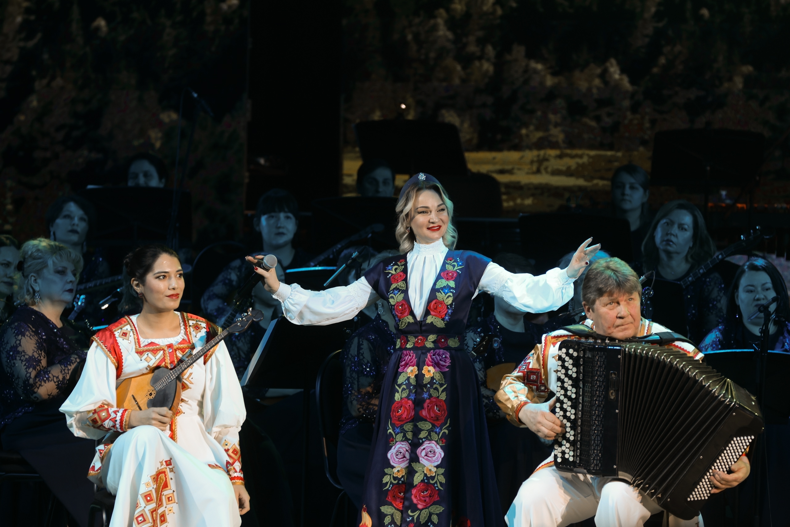 

Билеты на Юбилейный концерт ансамбля «Вольница». 35 лет на одном дыхании. (Филармония)