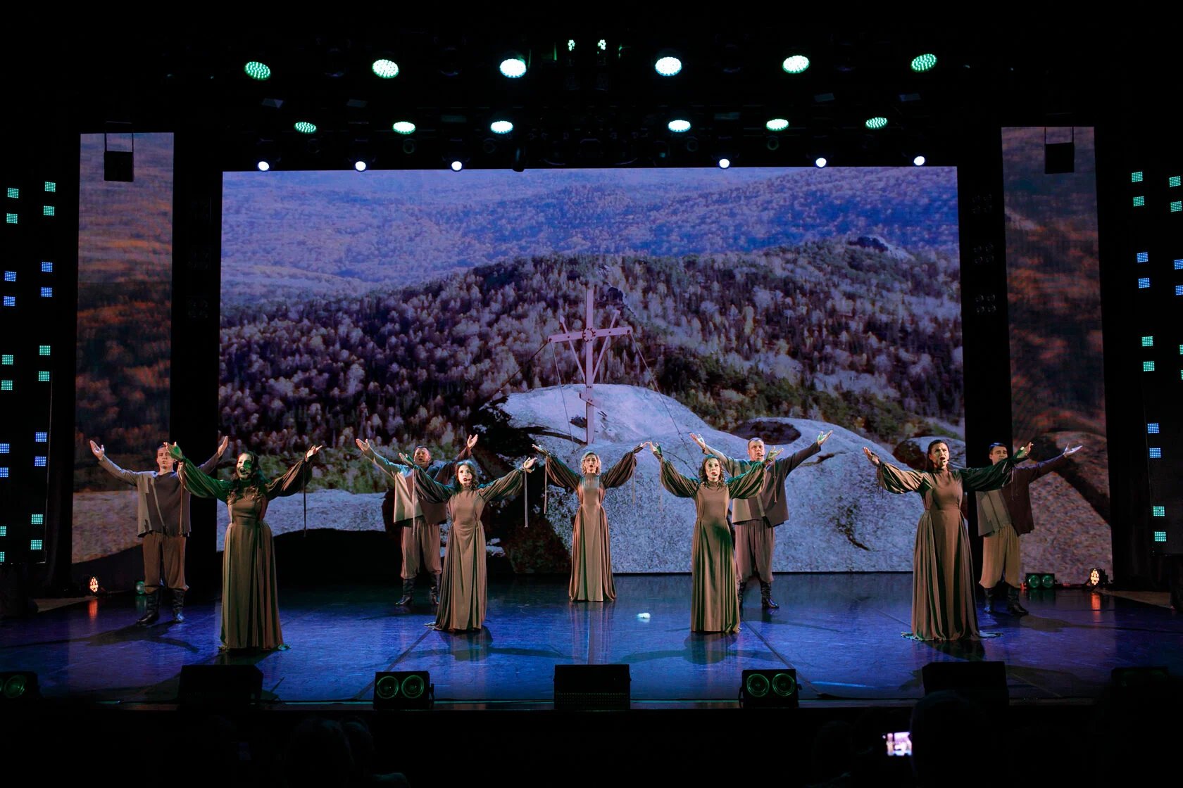 

Билеты на Заповедный Алтай (КЗ «Сибирь»)