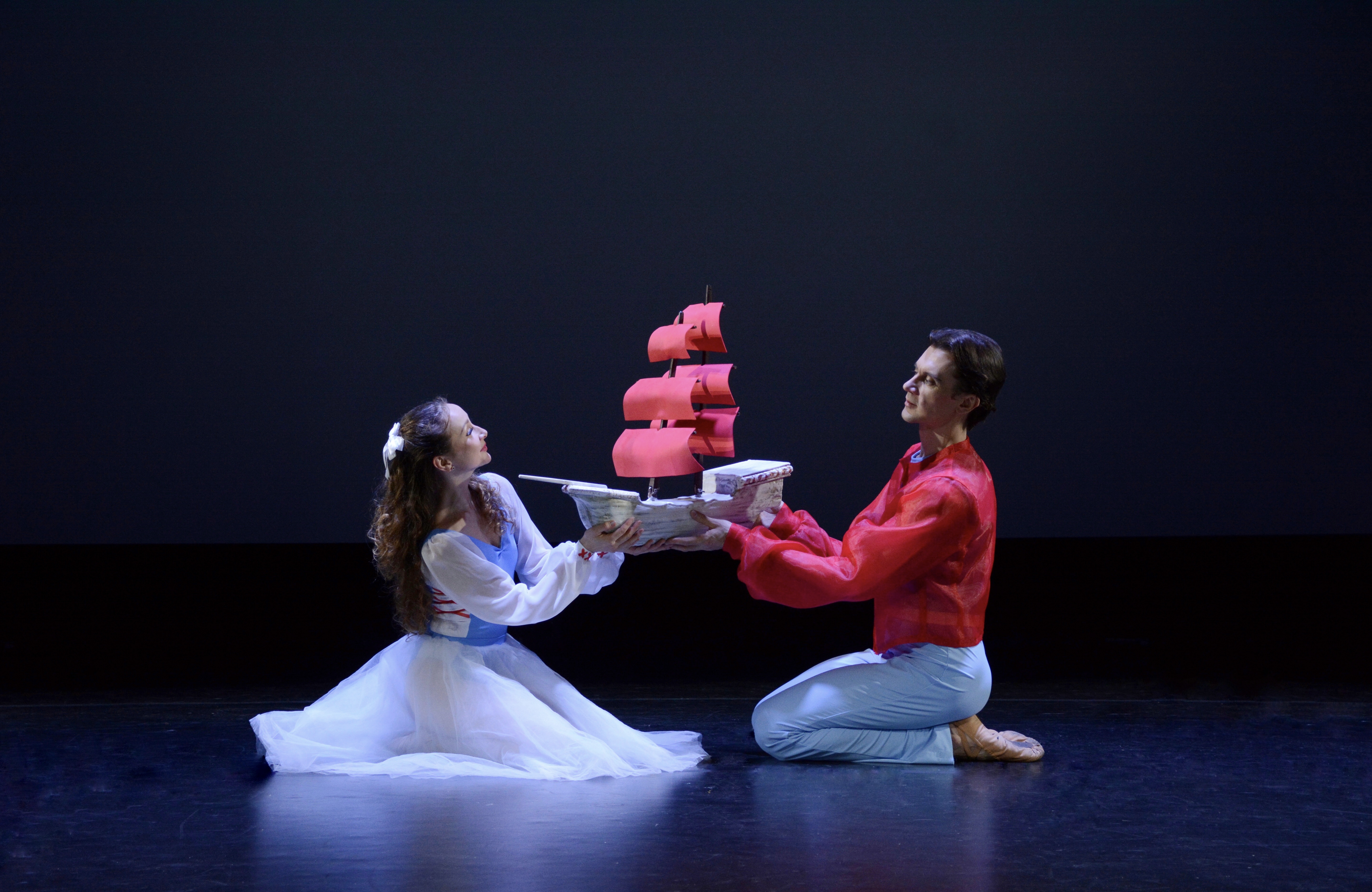 

Билеты на Алые паруса