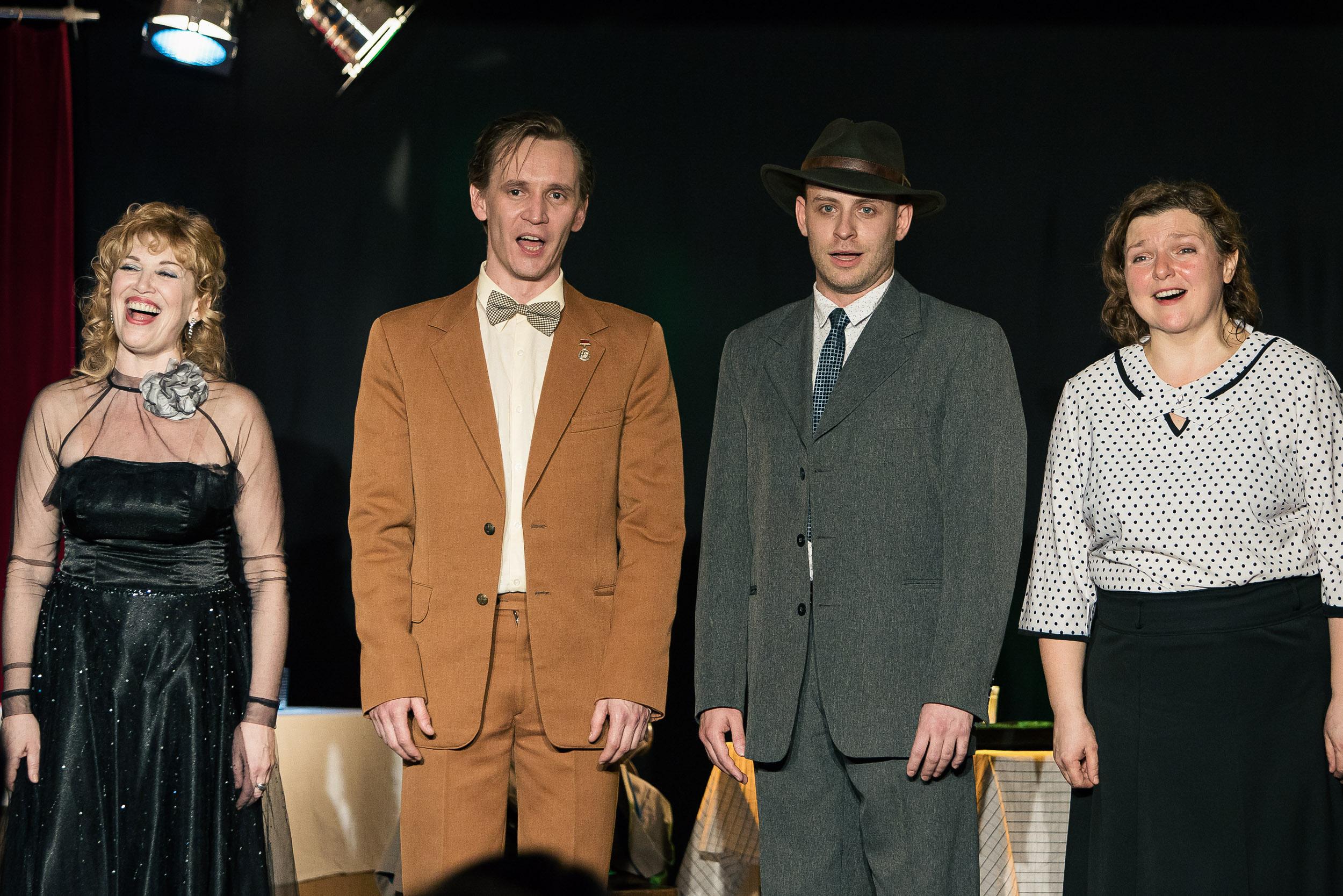 

Билеты на Дунаевский и Шульженко: четыре встречи, которых не было (Мастерская на Кулишках)