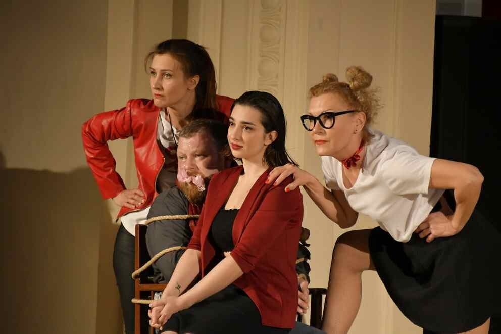 

Билеты на Осторожно — женщины! (Театр Старого парка (Кабардинка))