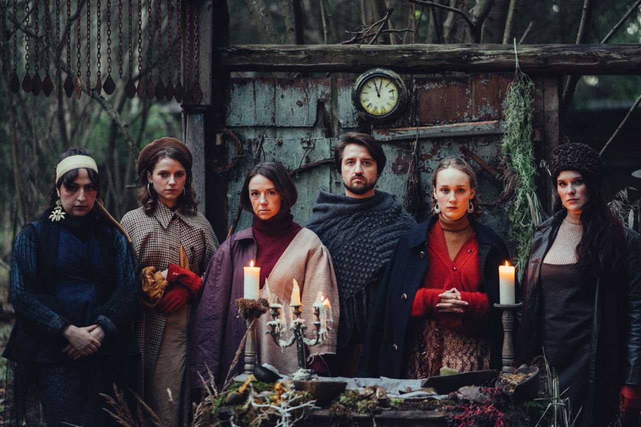 

Билеты на Комонь (Moika 104 Gallery)