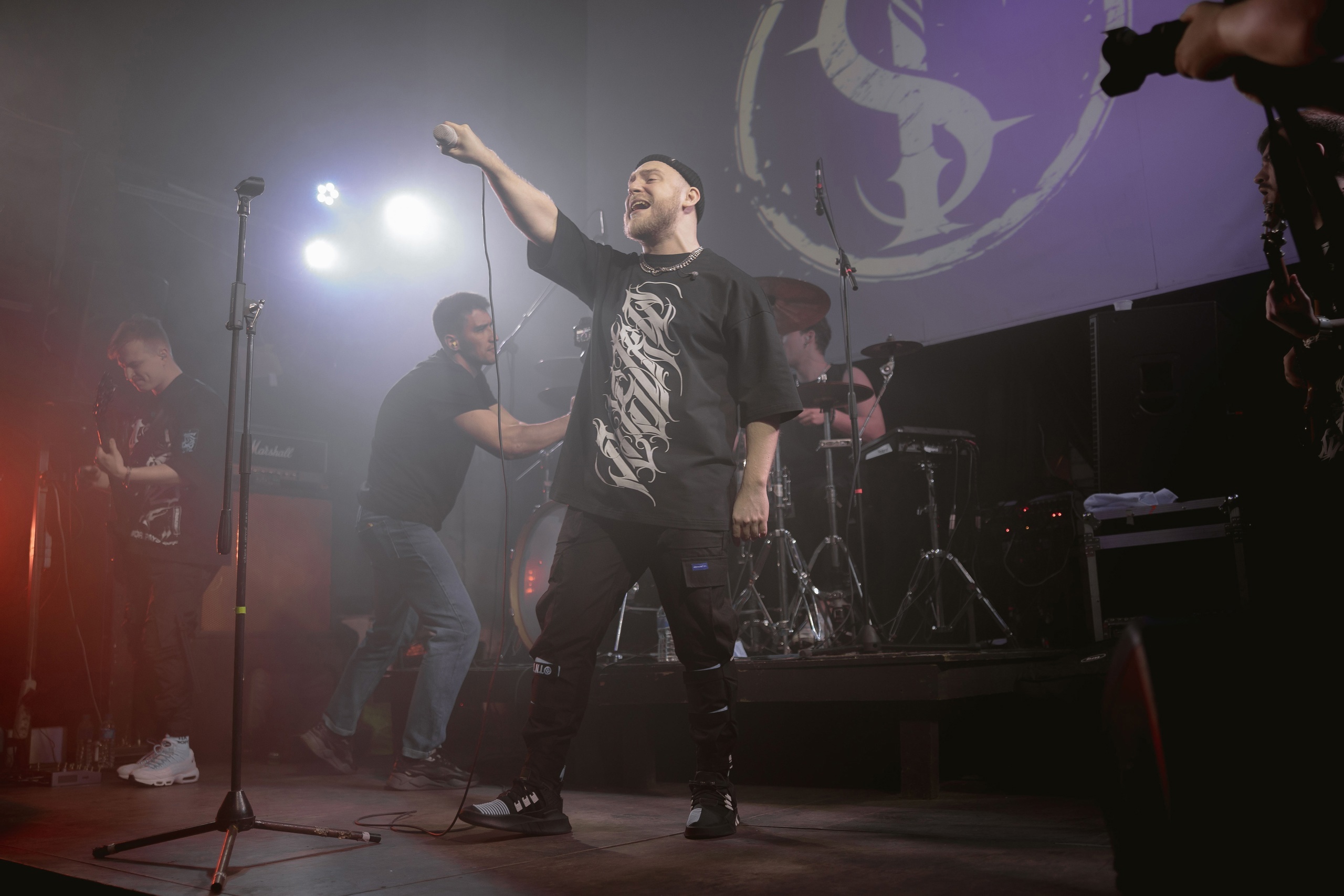 

Билеты на iOSTRA (Мумий Тролль Music Bar)