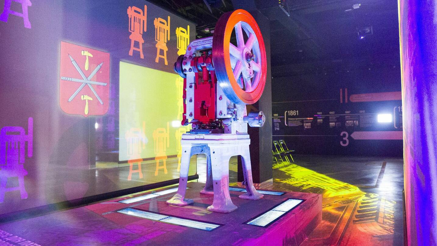 

Билеты на Тула — мастерская России (Музей станка)