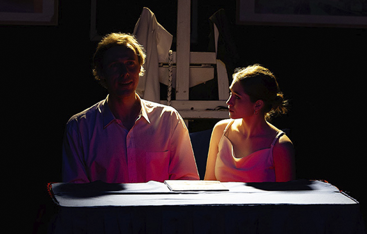 

Билеты на Он, она и его жена (Театр «Событие»)