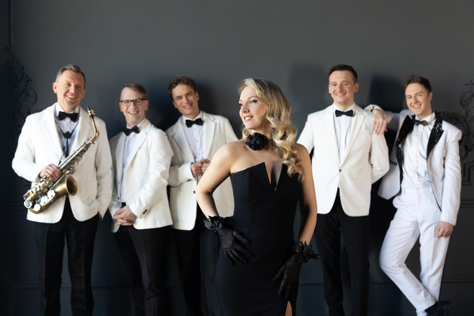 Под небом Парижа