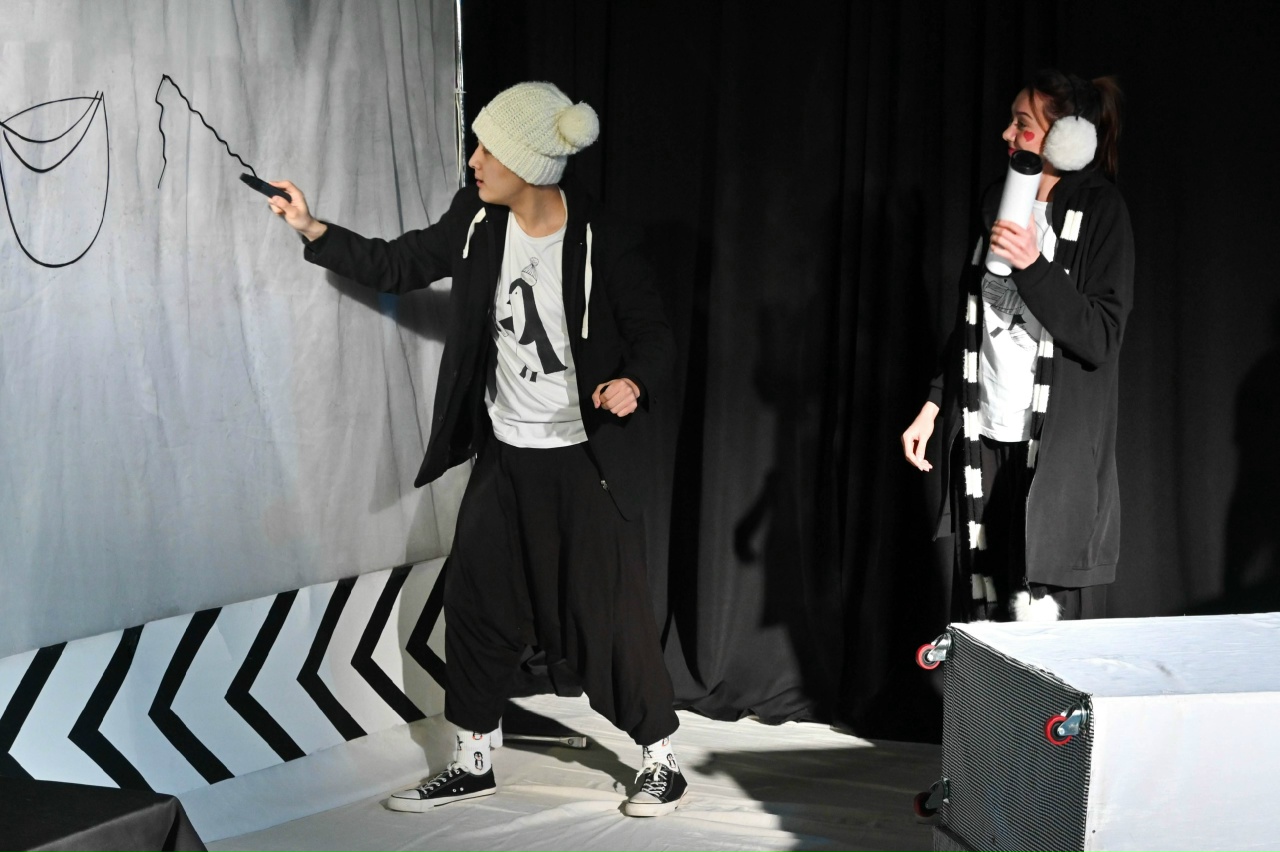 

Билеты на 3 пингвина 2 билета + мастер-класс (Домик на крыше)