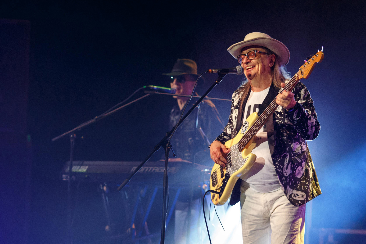 

Билеты на Легенды ВИА 70–80-х. Мы из СССР! (ДК «Машиностроитель»)