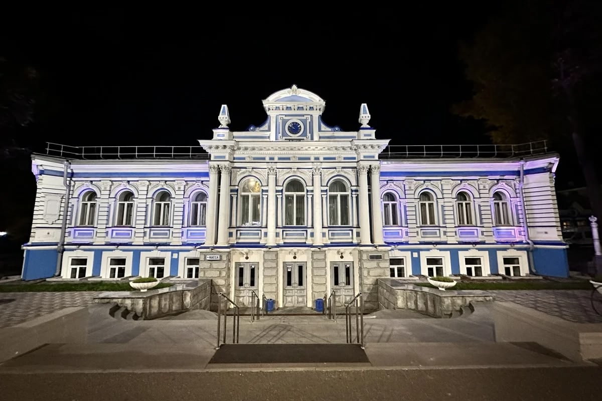 

Билеты на Пермские мистерии. Тайны и легенды ночного города (Соборная площадь)