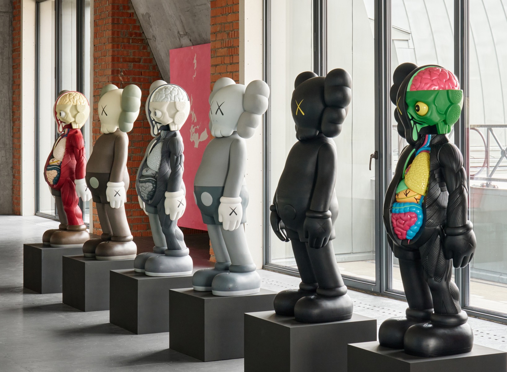 

Билеты на Vladey музей. Константин Звездочётов «Картинщик в гостях у галерейщика» (Vladey c Атлантами)