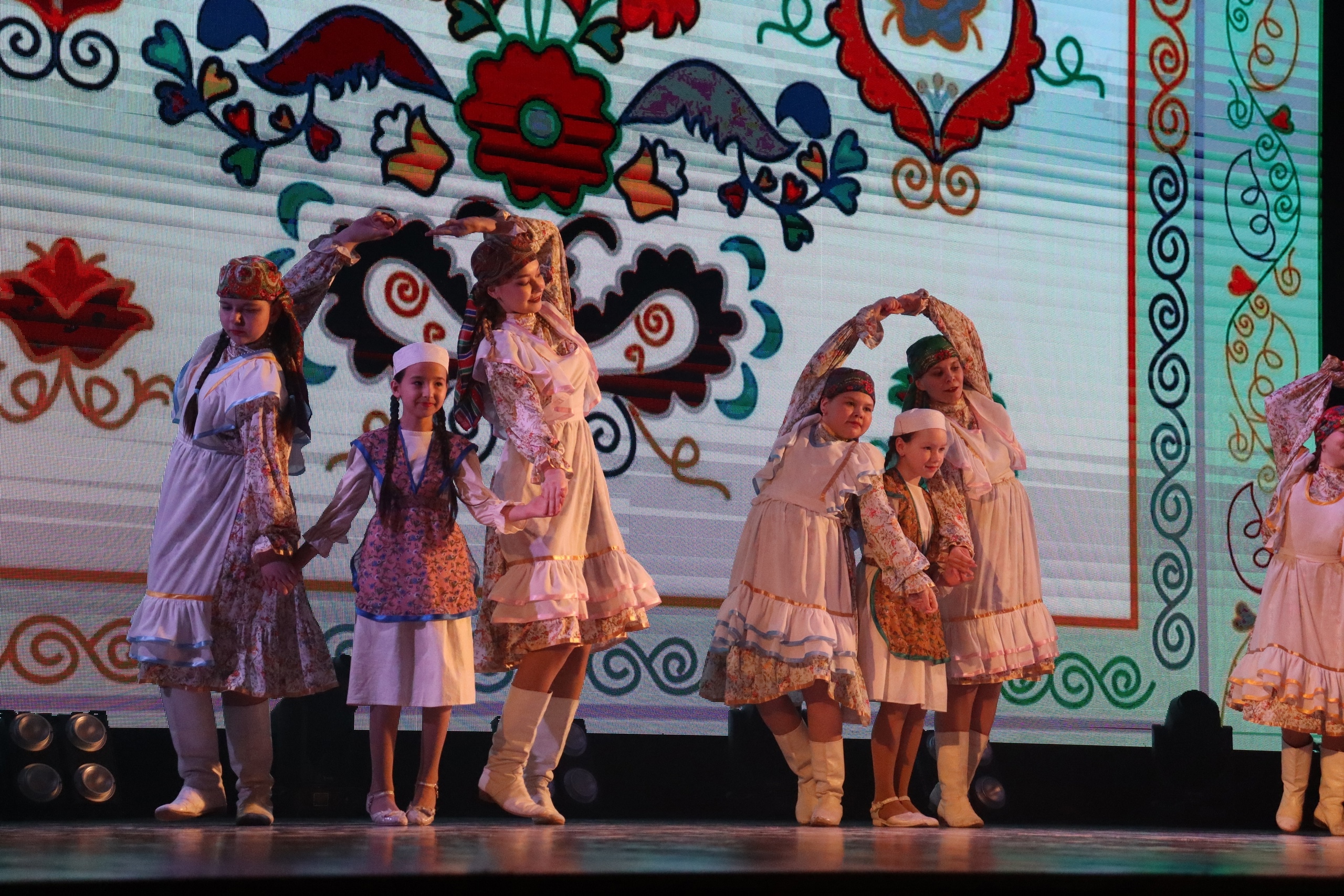 

Билеты на Отчётный концерт творческих коллективов культурно-досуговых учреждений (Социально-культурный центр)