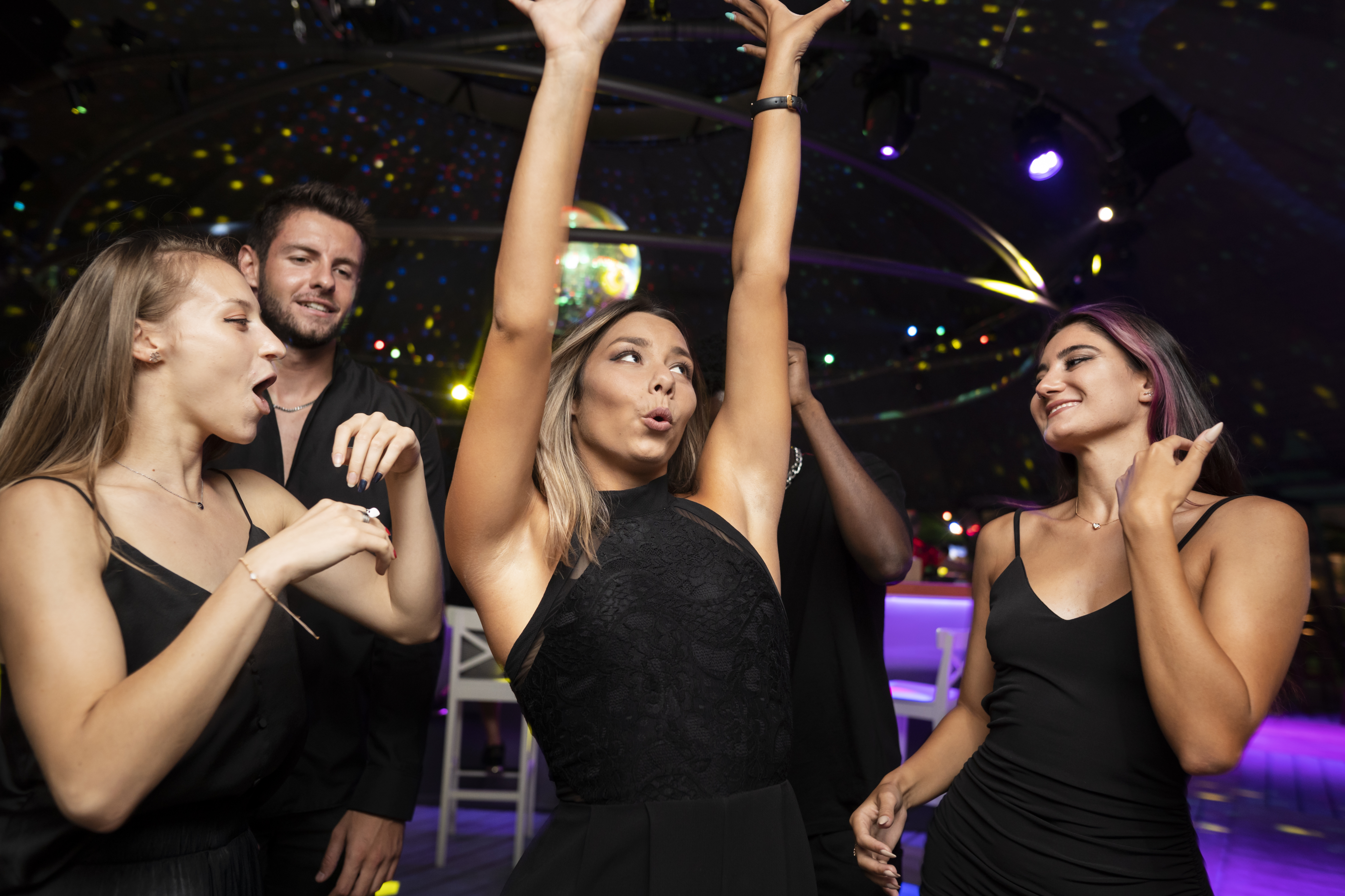 

Билеты на Masquerade Night Party (Glastonberry)
