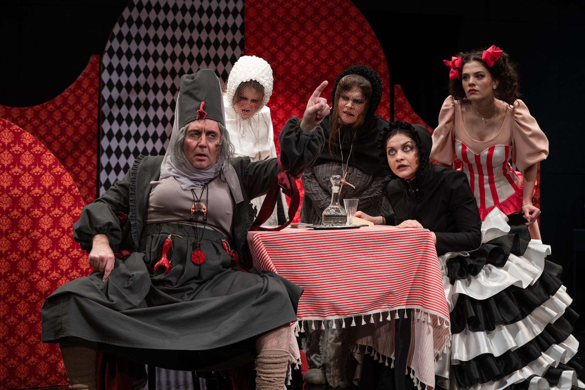 

Билеты на На всякого мудреца довольно простоты (Театр иллюзии. Сцена на Перовской)