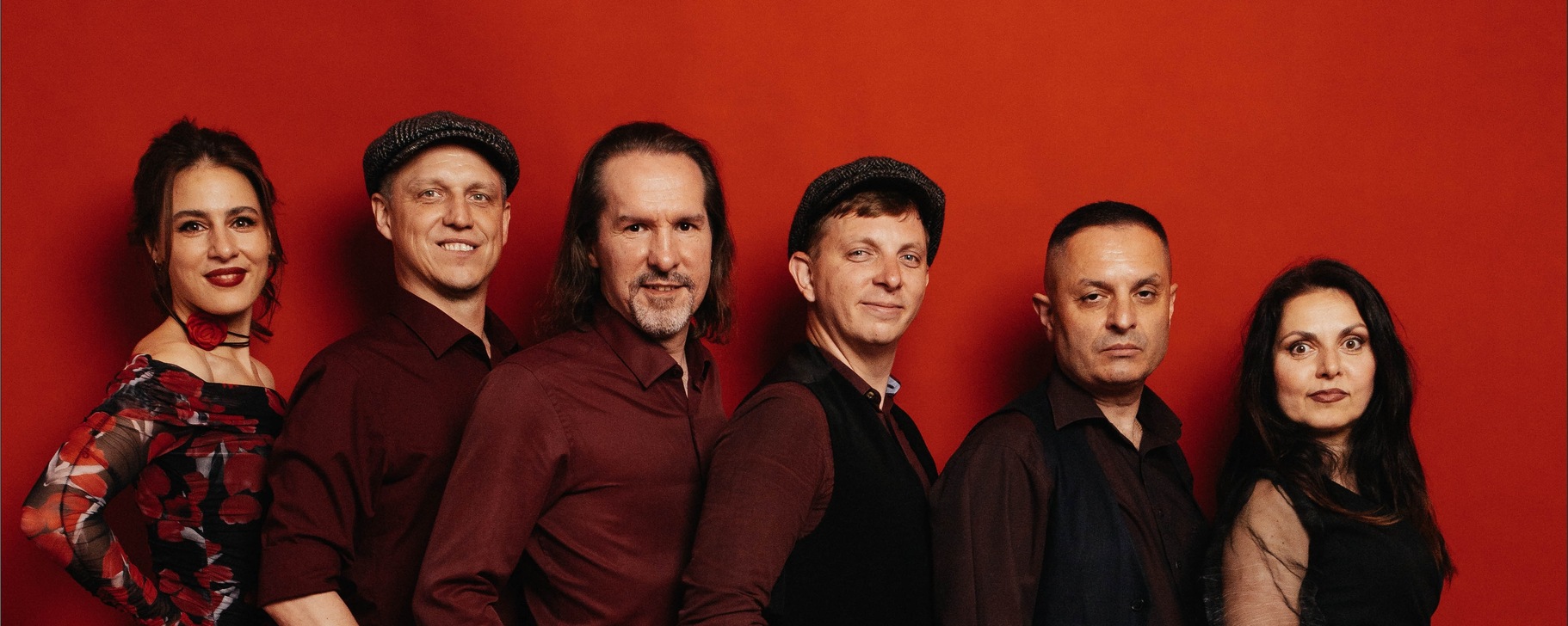 

Билеты на Ratatouille Manouche Orchestra (Эссе)