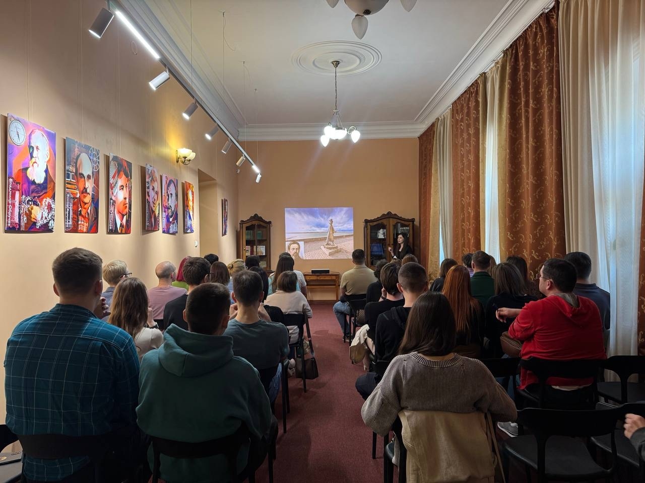 

Билеты на 4 века томских кладбищ (Дом искусств)