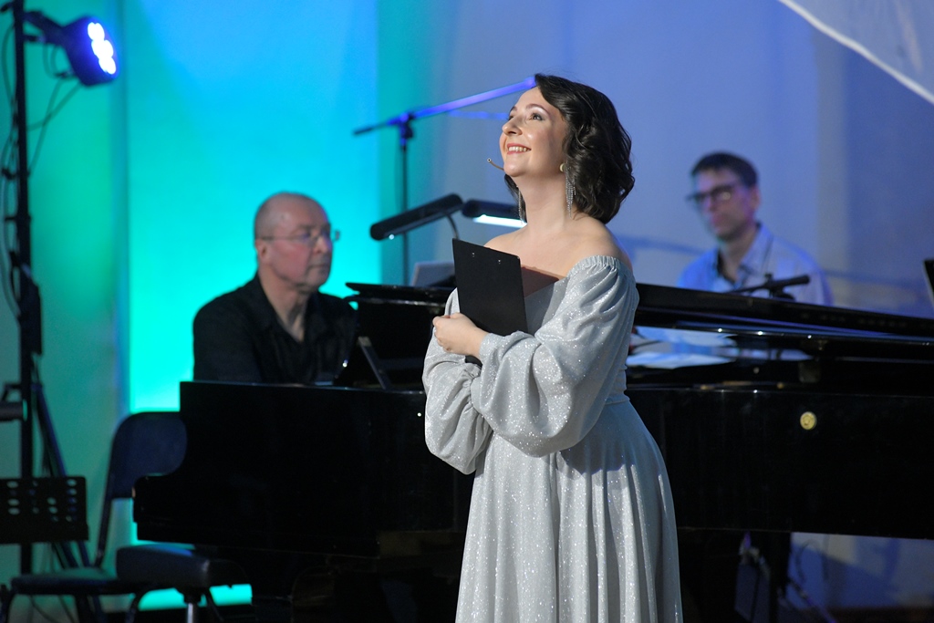 

Билеты на В стране невыученных уроков (Филармония. Зал органной и камерной музыки)