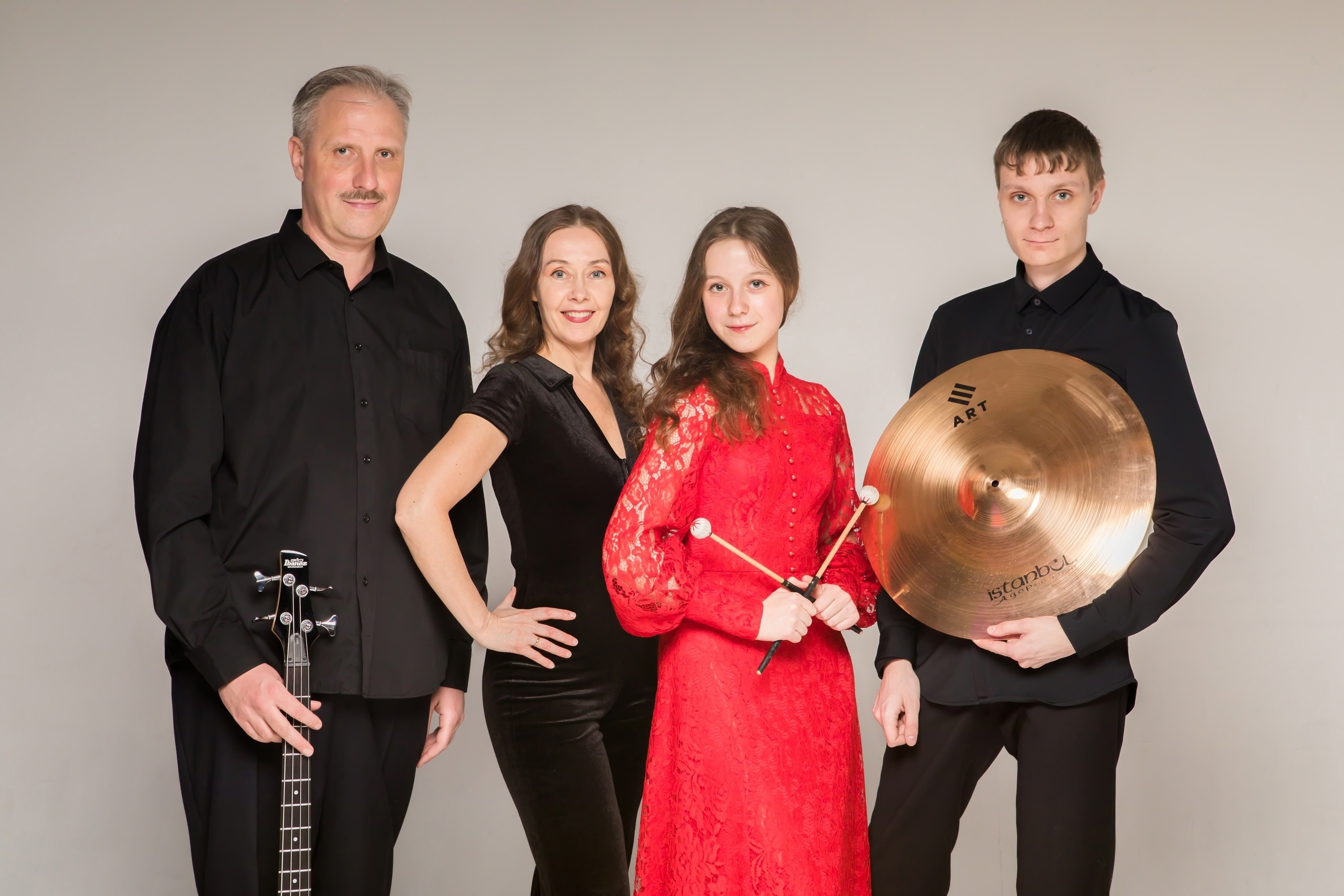 Афиша: Ламповый вечер: песни, романсы, импровизации в Санкте-Петербург 25 мая 2026