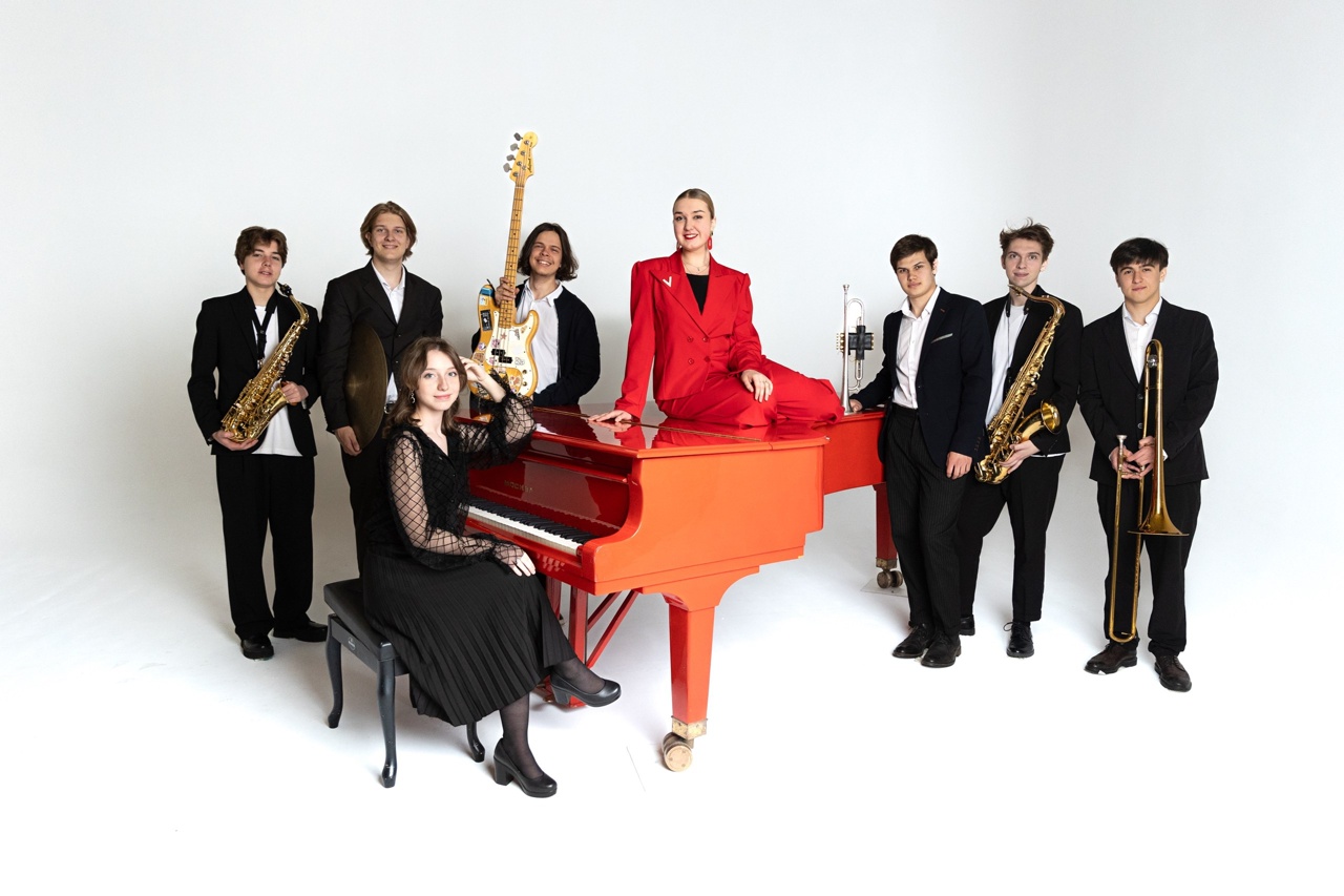 

Билеты на Jazzle. Band (Дом винтажной музыки)