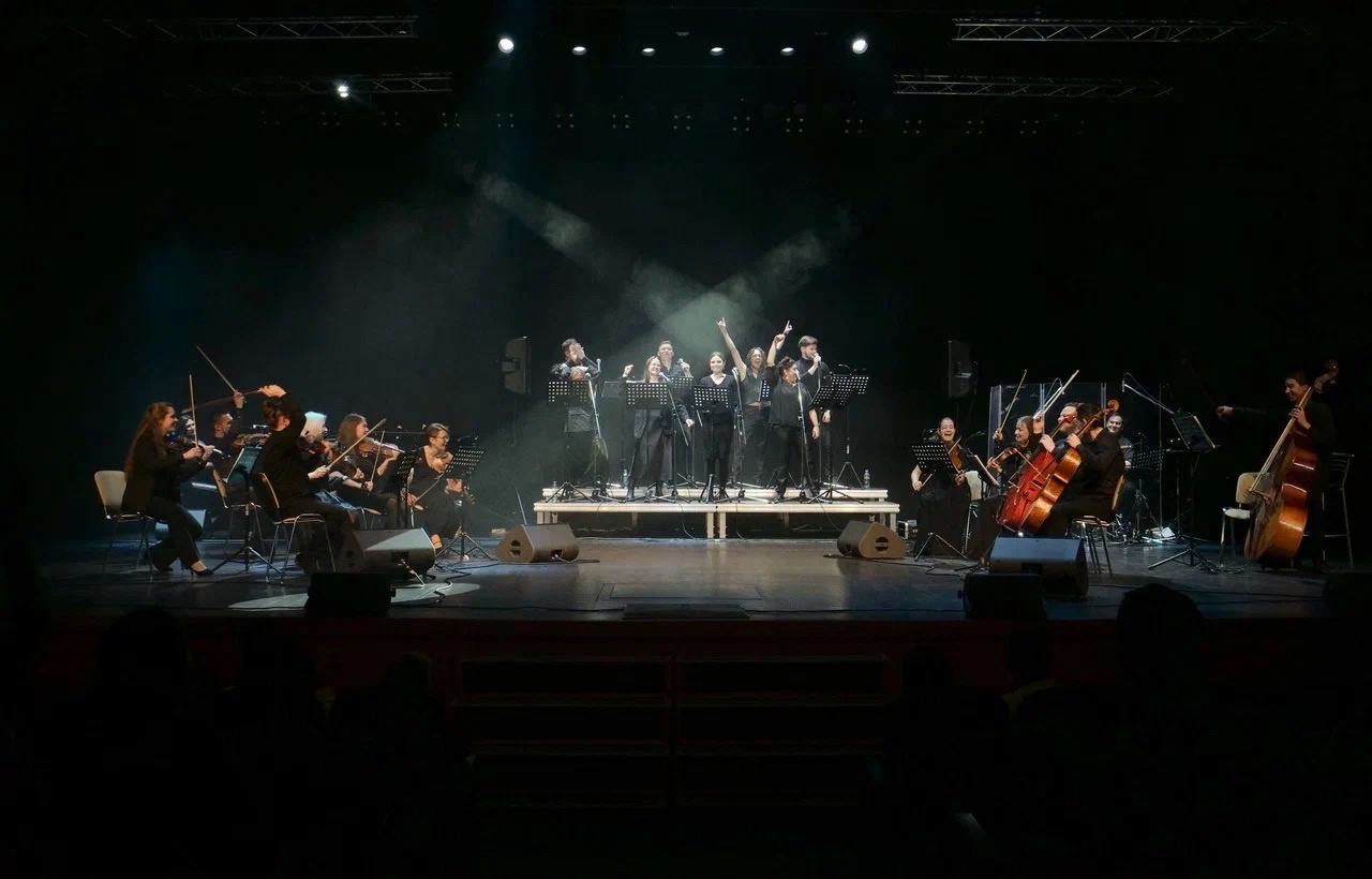 

Билеты на CGM Orchestra. Легенды русского рока (Филармония)