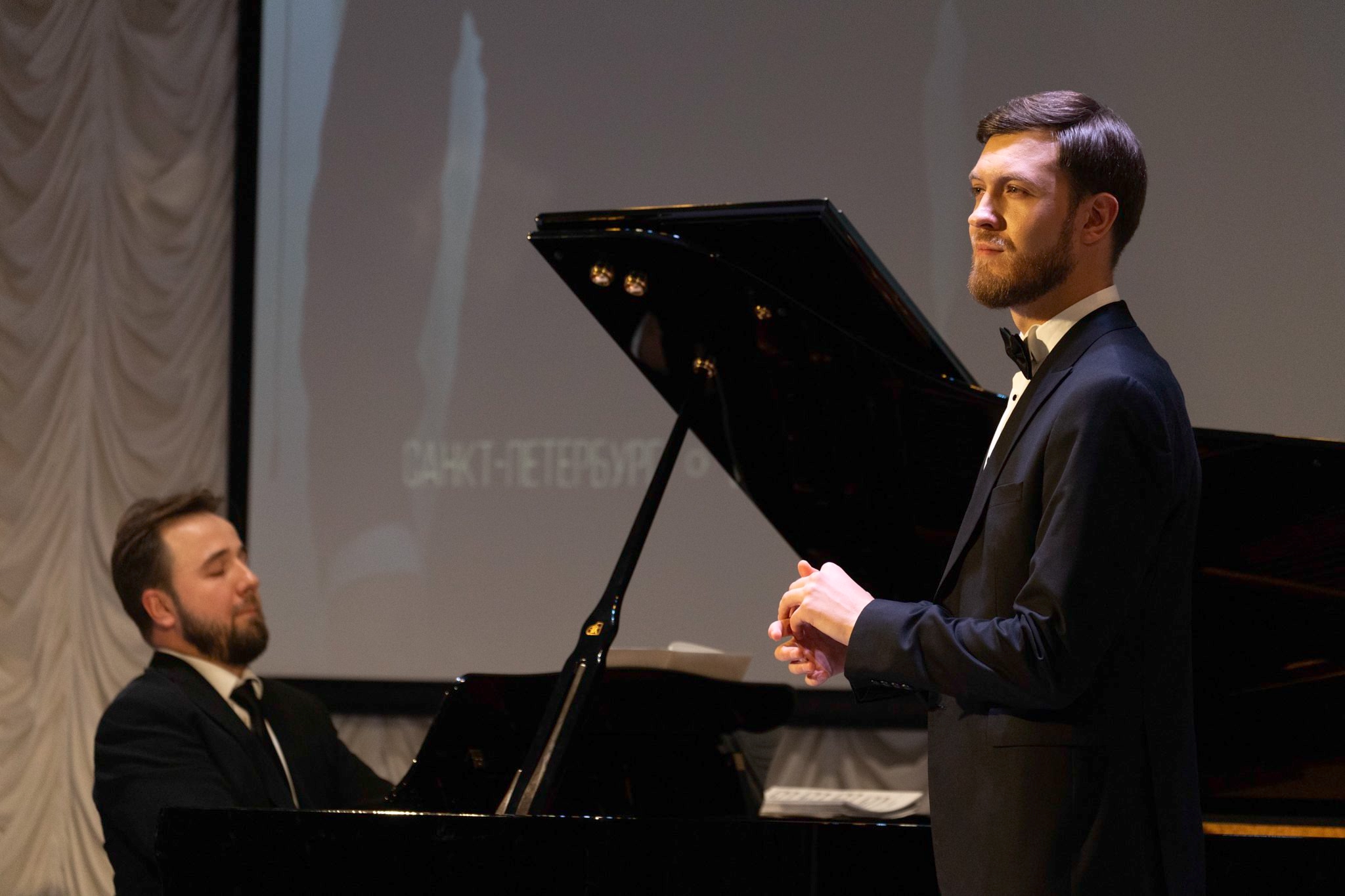 

Билеты на Новый год СССР (Филармония им. Ростроповича)