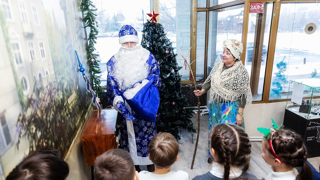 

Билеты на Новогоднее путешествие во времени (группа до 15 человек) (Музей радио и телевидения)