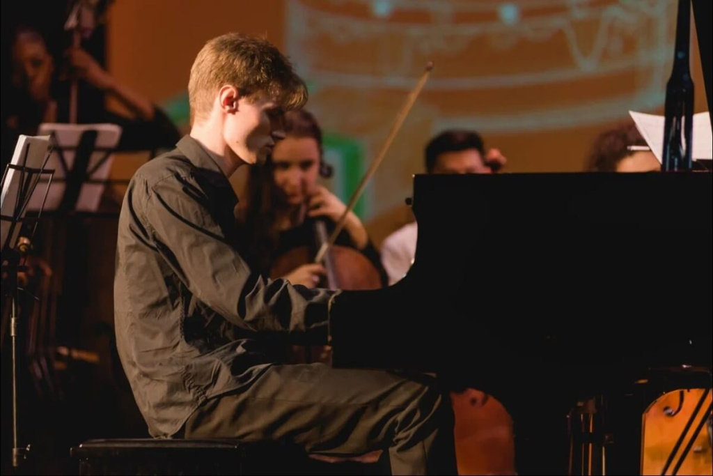 

Билеты на Классика и неоклассика (Зал камерной и органной музыки «Родина»)