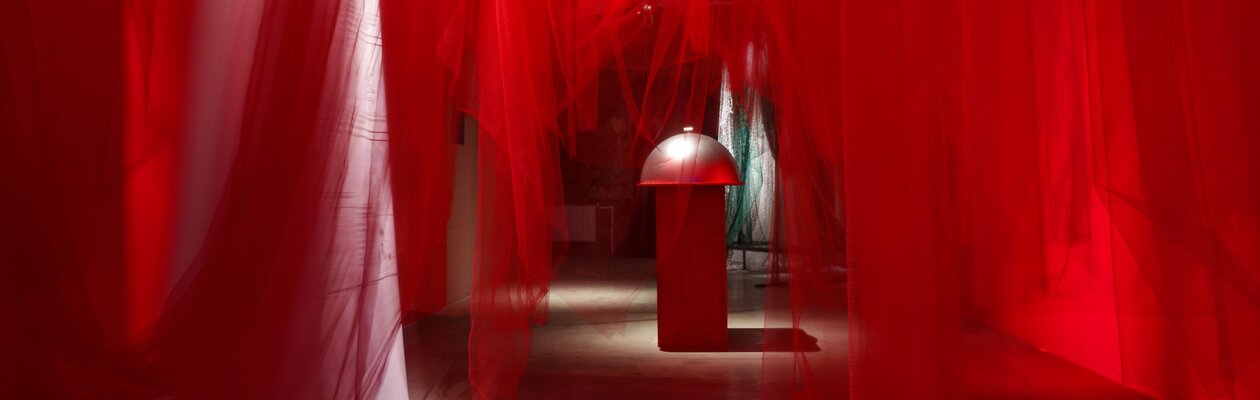 Деяния женщин