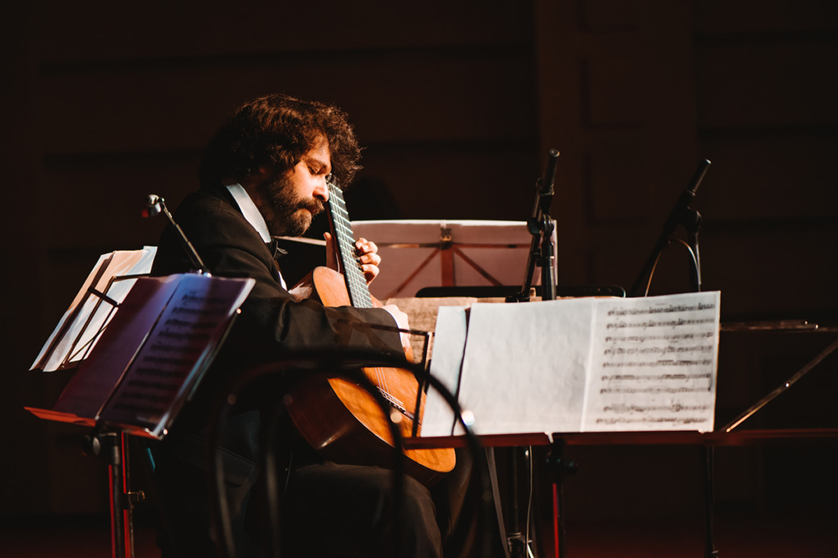 

Билеты на Шедевры пяти столетий (Социально-культурный центр)