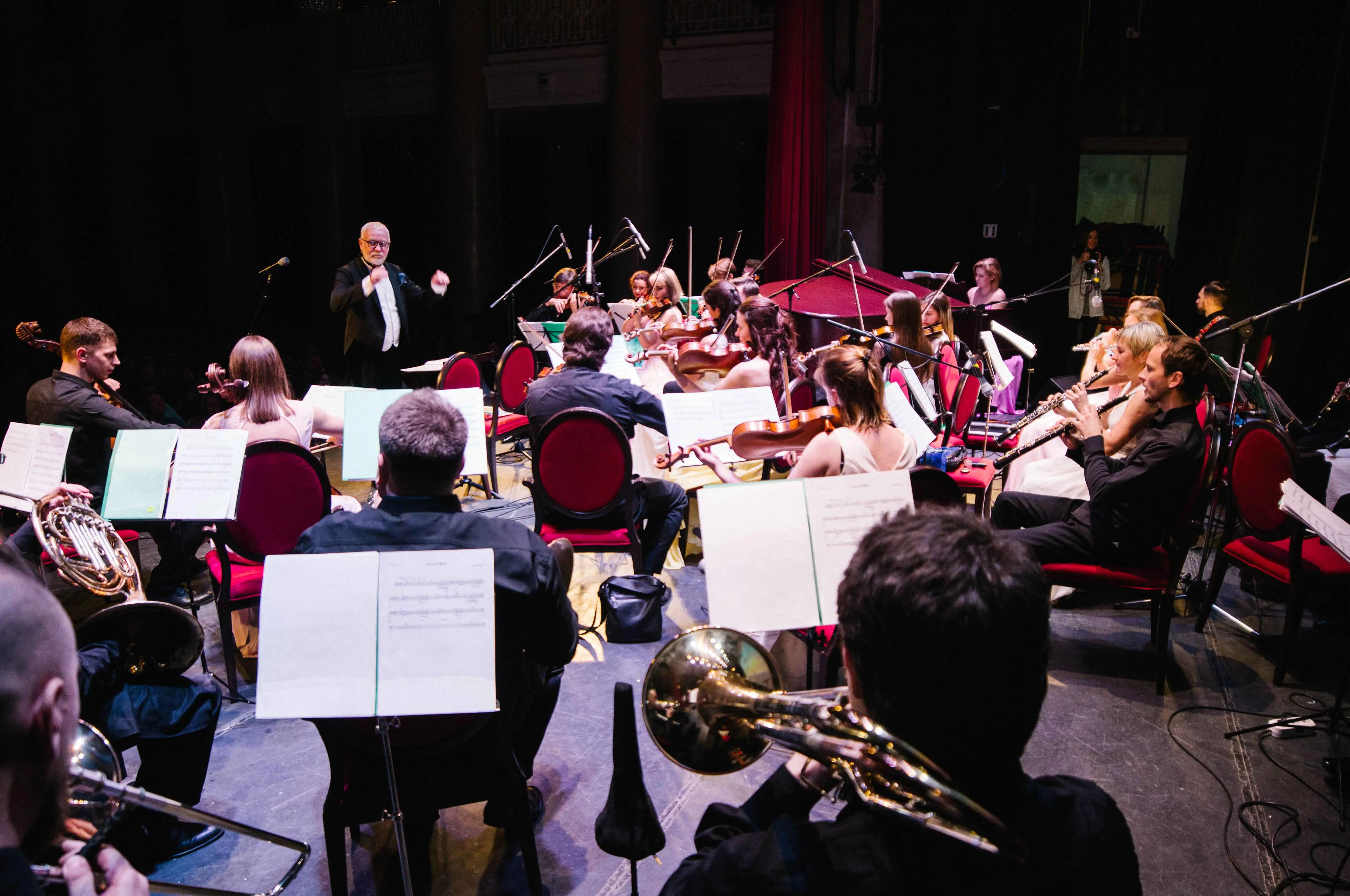 

Билеты на Мюзиклы. Мировые хиты (КДЦ «Максим»)