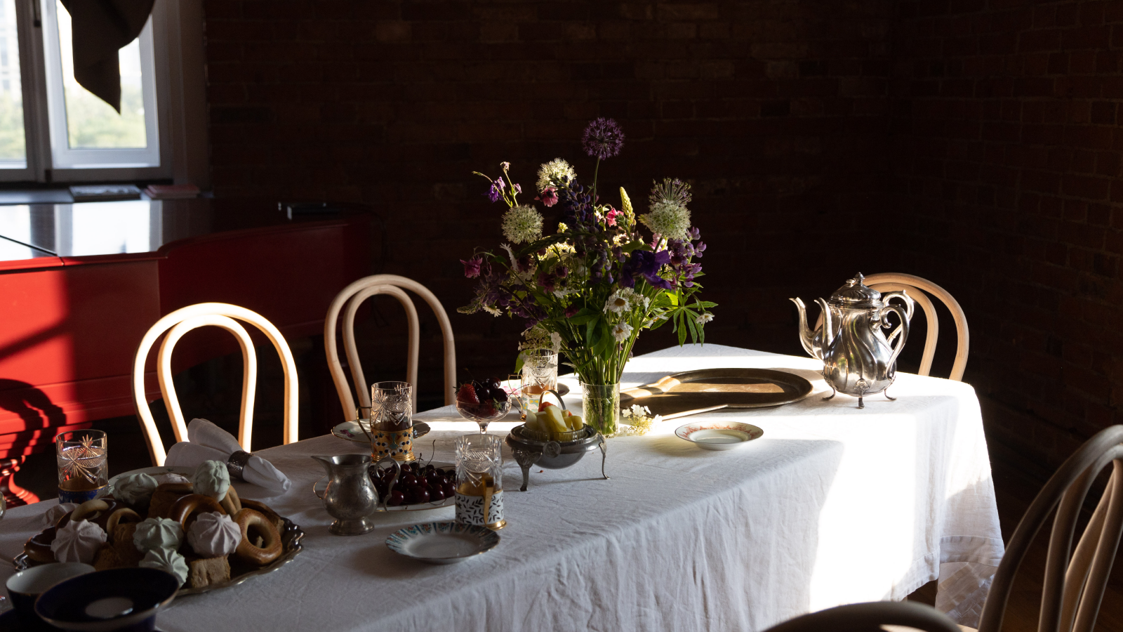 

Билеты на Масленица идёт, блин да мёд несёт (Своё поле)