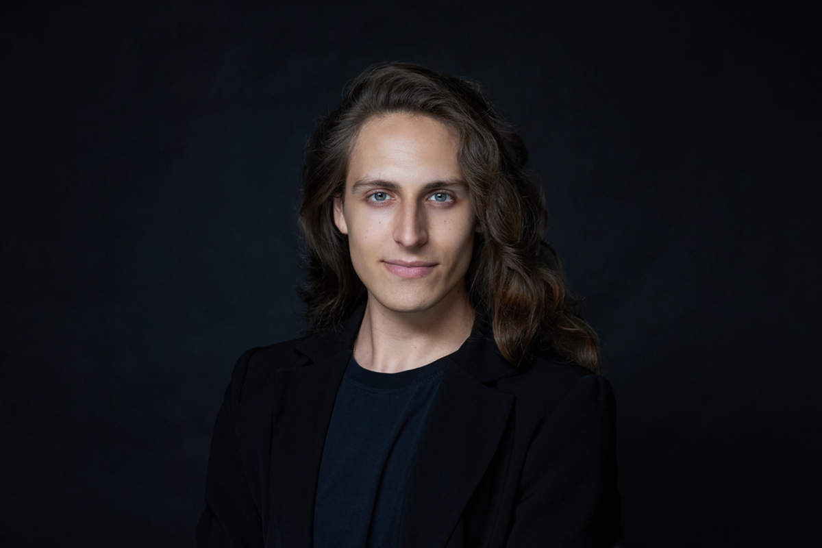 

Билеты на Скрипка. Голос. Фортепиано (Филармония)