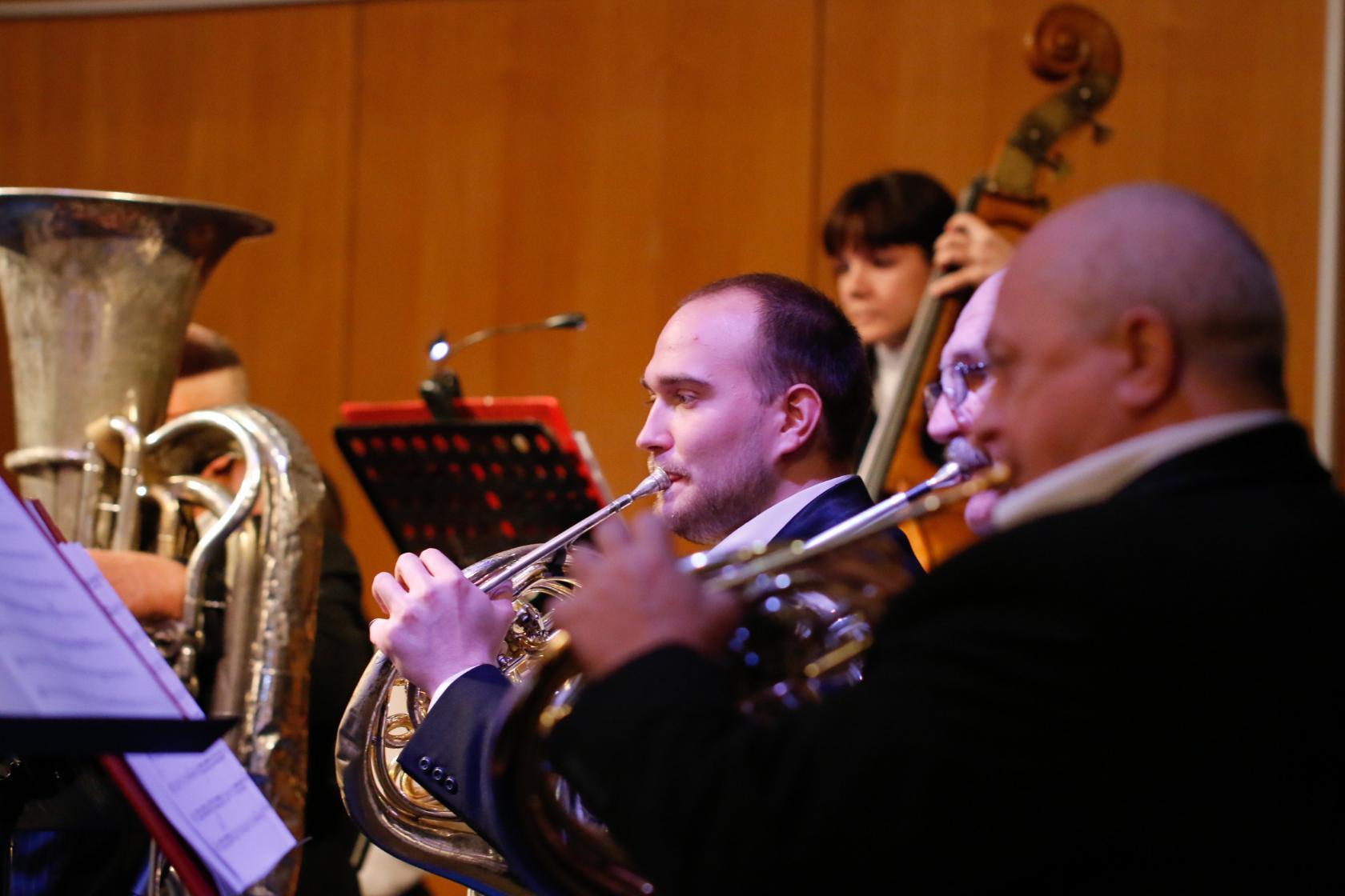 

Билеты на Аранхуэз (Областной дворец творчества детей и молодёжи)