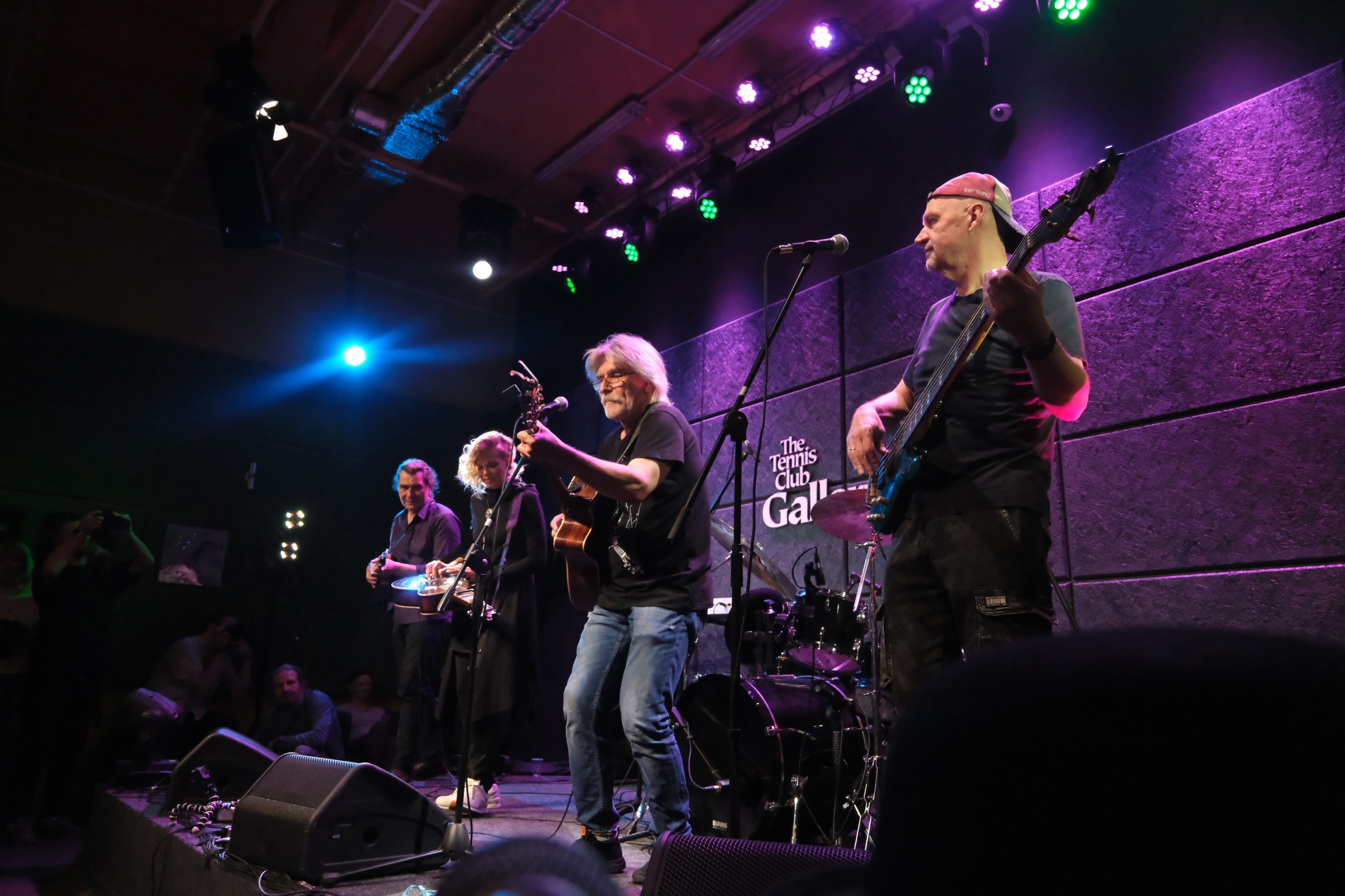 

Билеты на Грассмейстер и Ирина Сурина (Универ-студия)