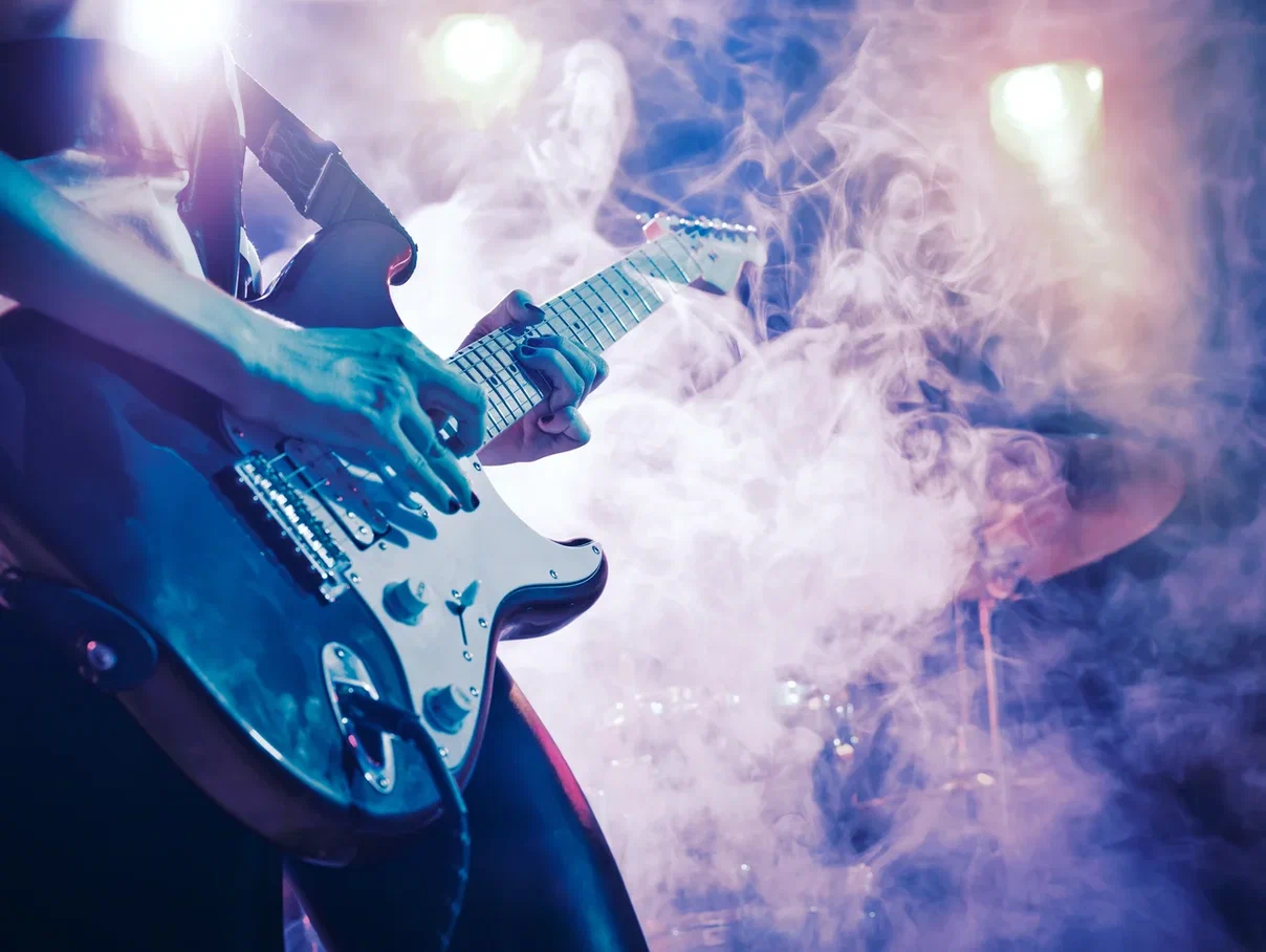 

Билеты на Classic Rock Legends Show. Forever Queen (Rhythm & Blues Cafe)