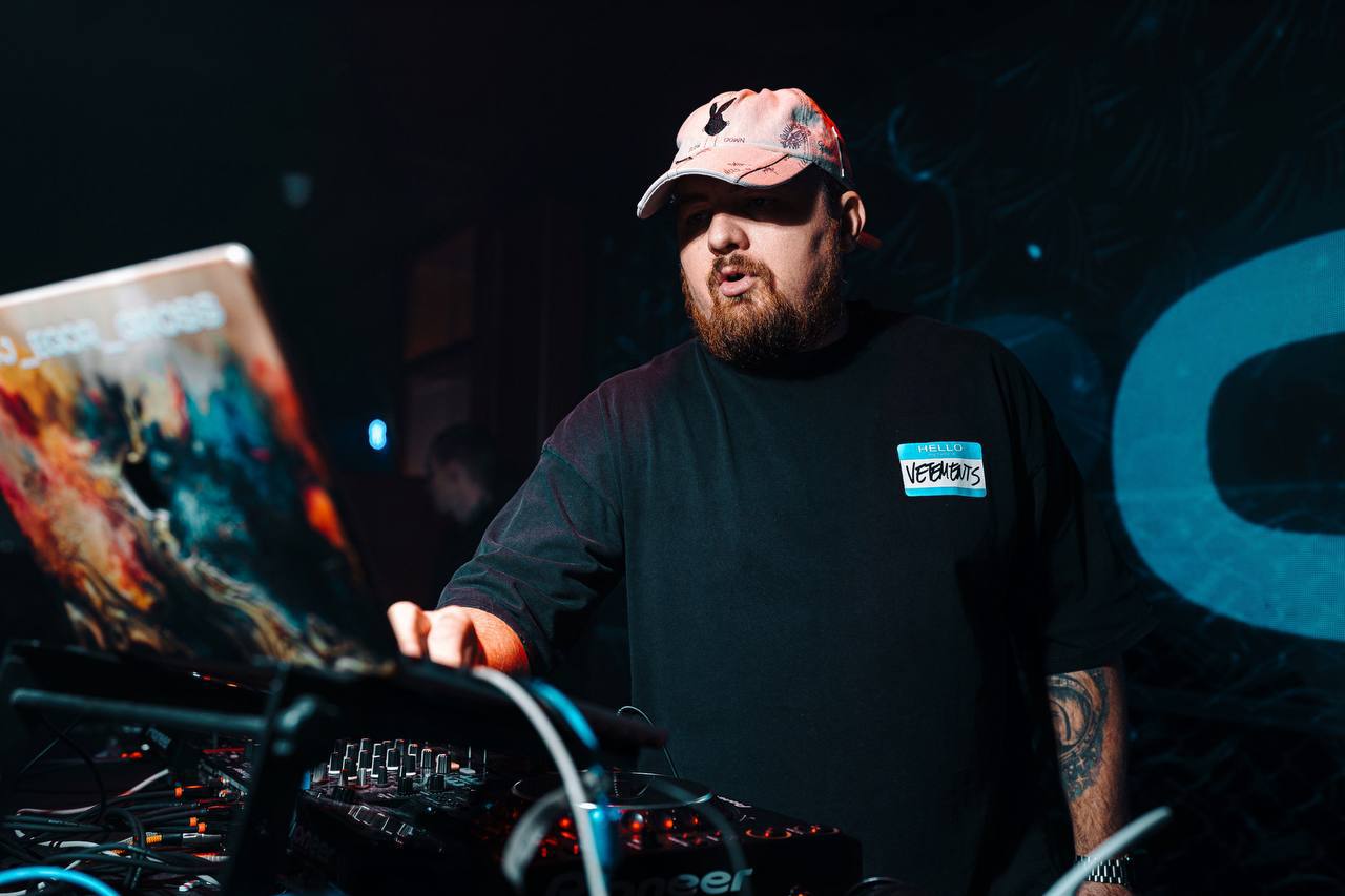 

Билеты на DJ Gross (Louis Pasteur)