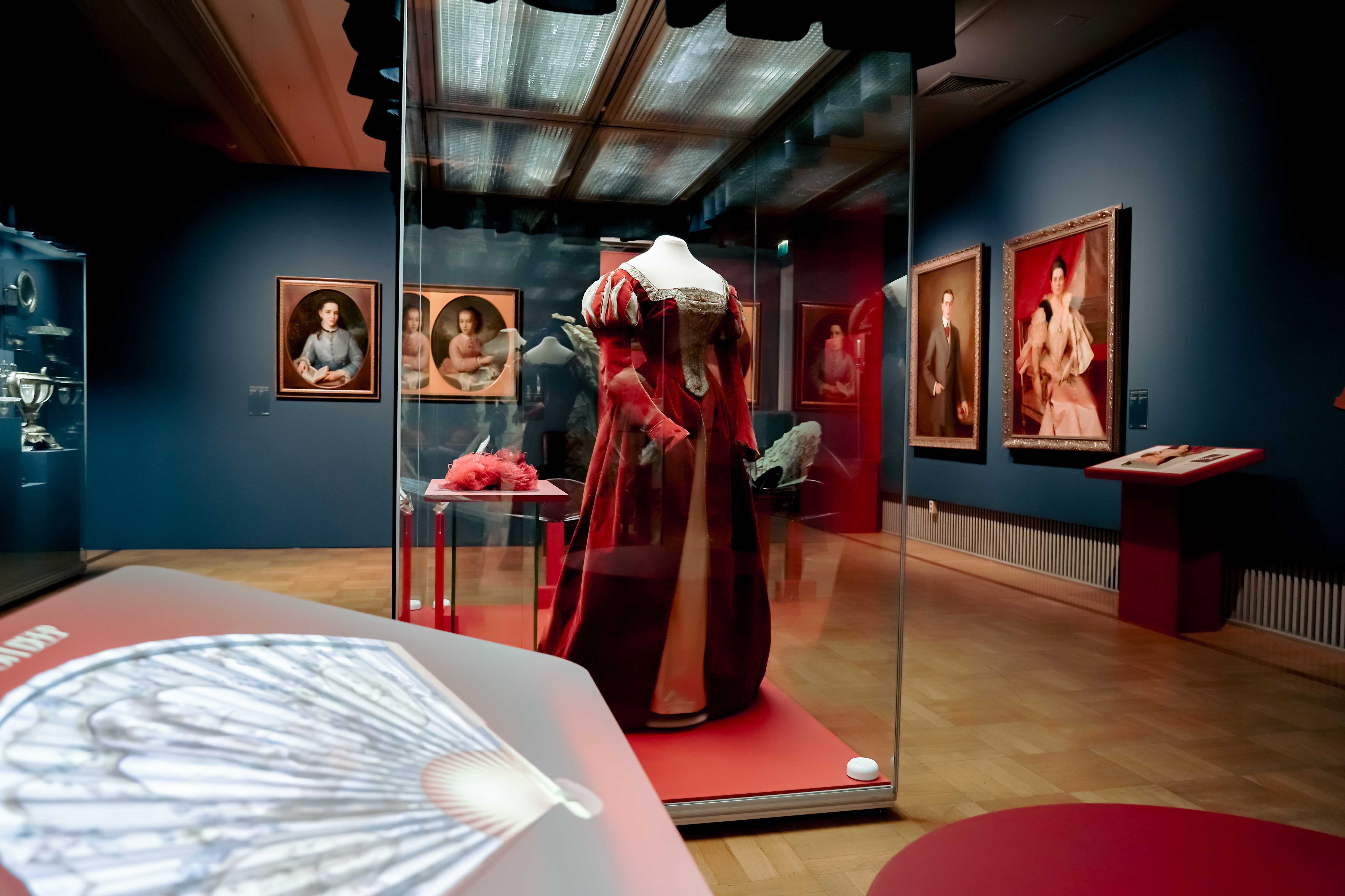 

Билеты на Юсуповы. Роскошь сквозь века (Центр «Эрмитаж-Казань»)