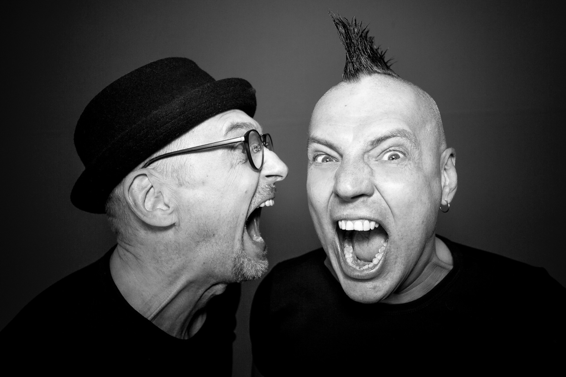 

Билеты на Бригадный подряд (64/6)