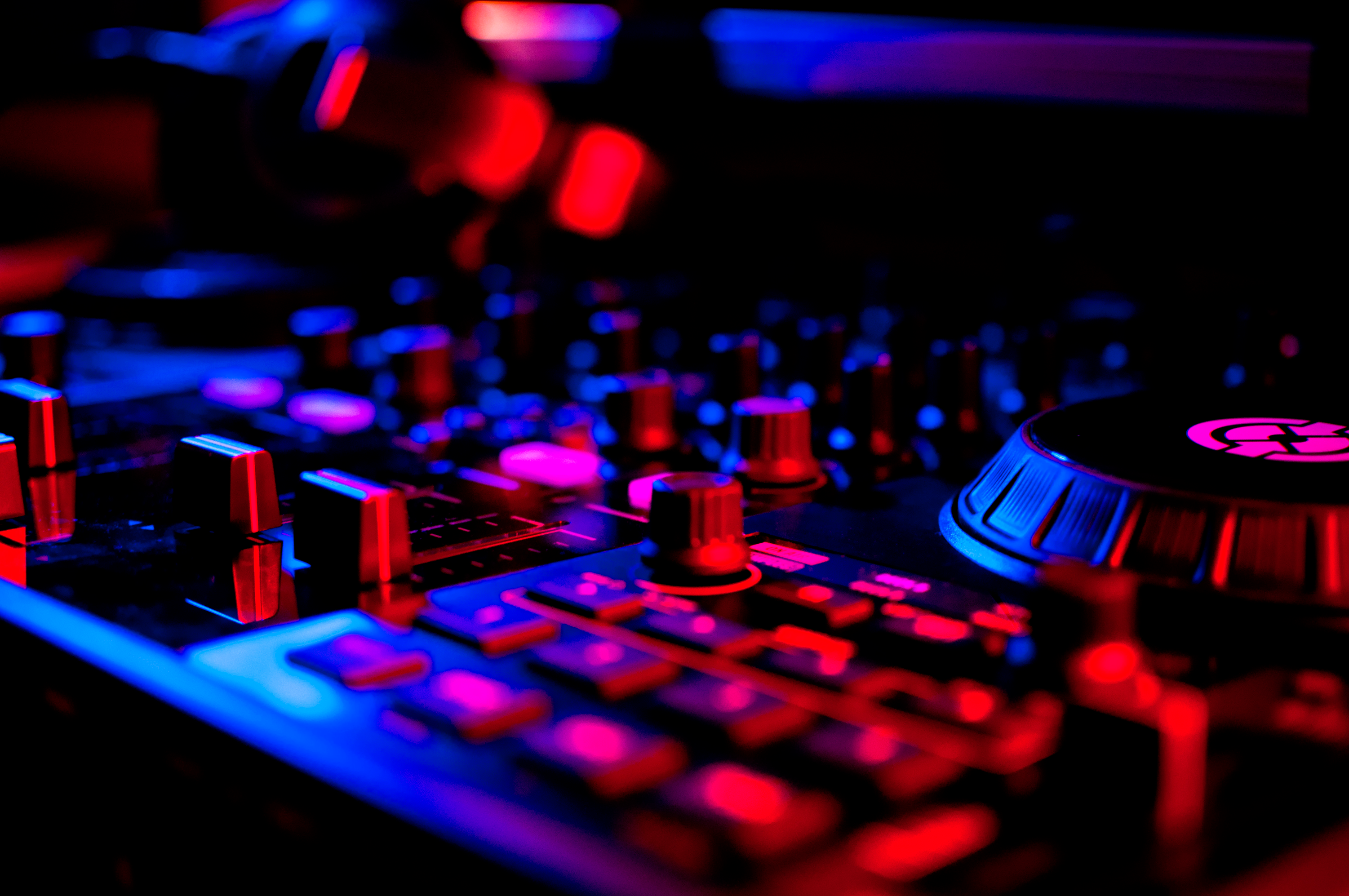 

Билеты на Timeofnight Festival XV (Sound)