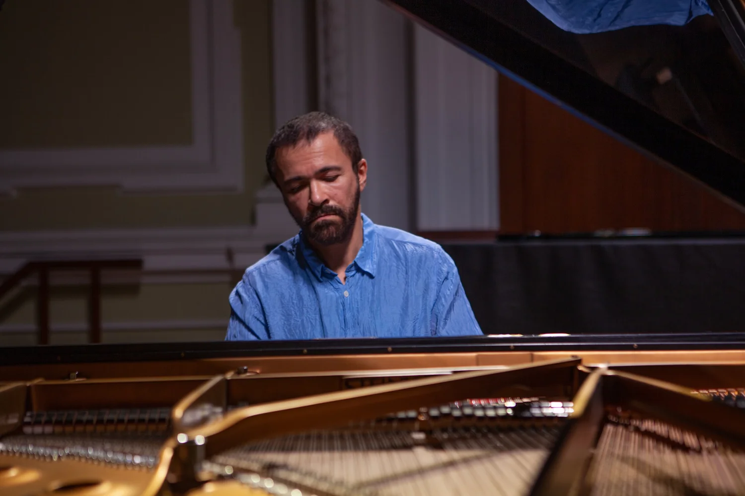 

Билеты на Вечер фортепианной музыки Павла Нерсесьяна (Филармония. Органный концертный зал)