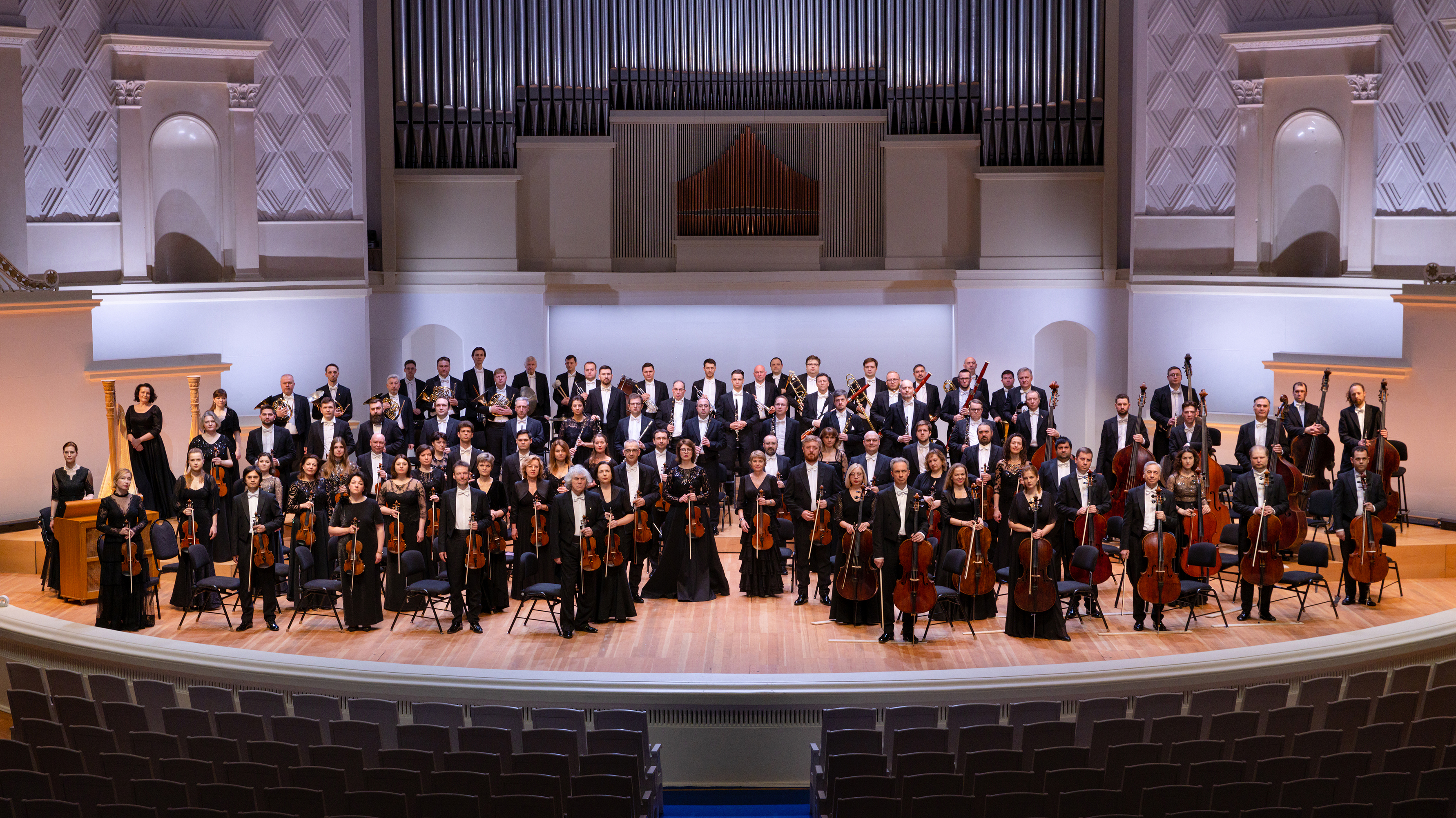 

Билеты на Концертная программа симфонической музыки (Филармония. Большой зал)