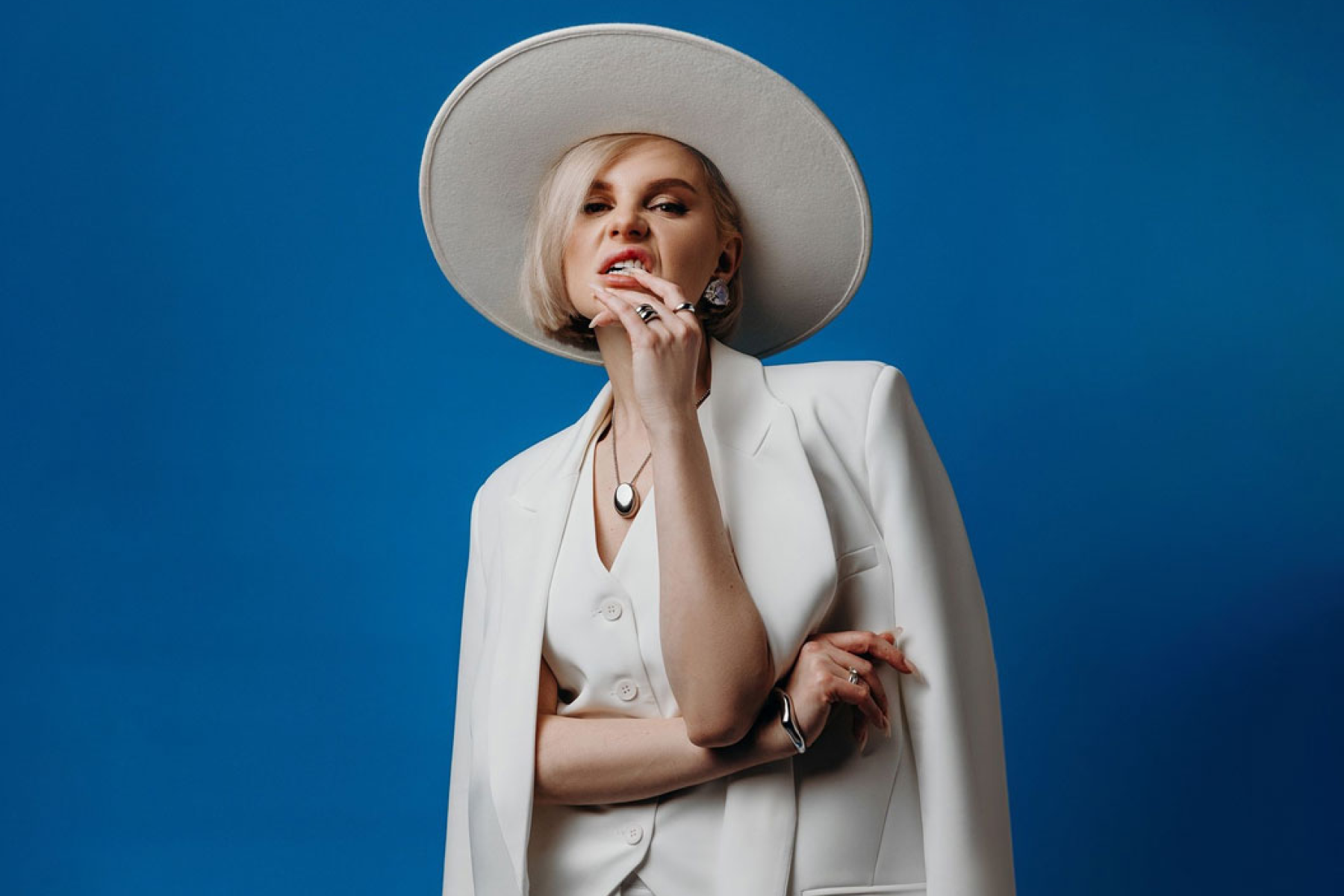 

Билеты на Алиса Вокс (Родня)