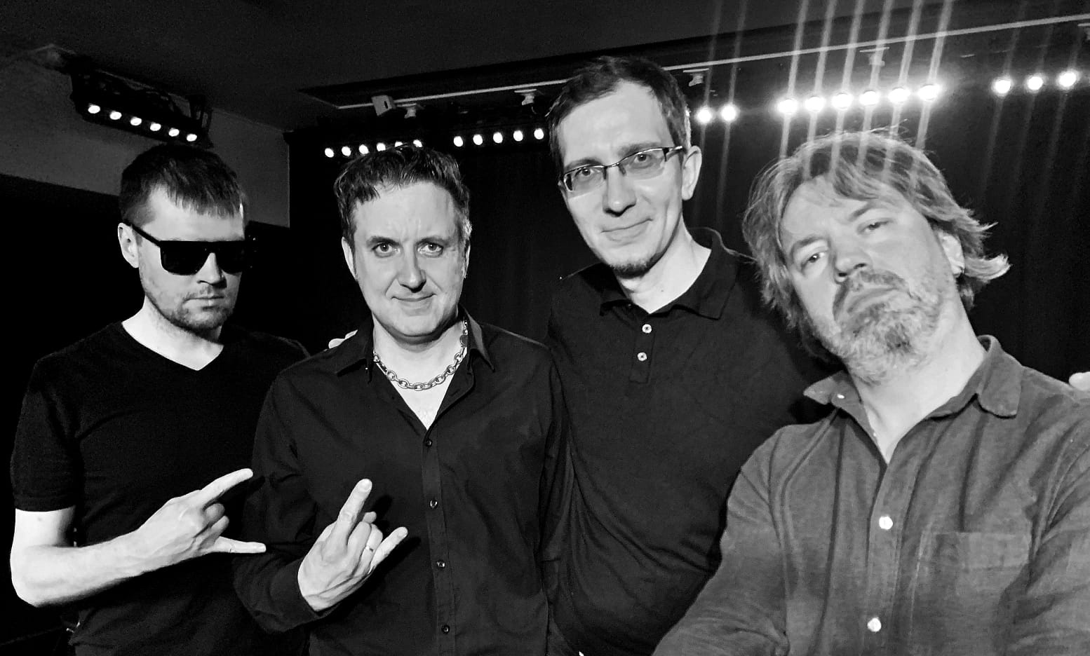 

Билеты на DM Acoustics + Depeche Mode Party Fletcher’s Memorial Day (Glastonberry)