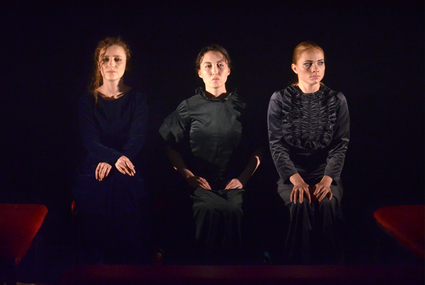 

Билеты на Три сестры (Немецкий драматический театр)