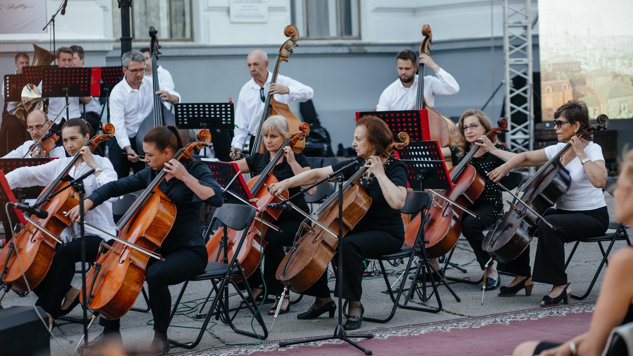 

Билеты на Танцхиты всех времён (Усадьба семьи Ульяновых)