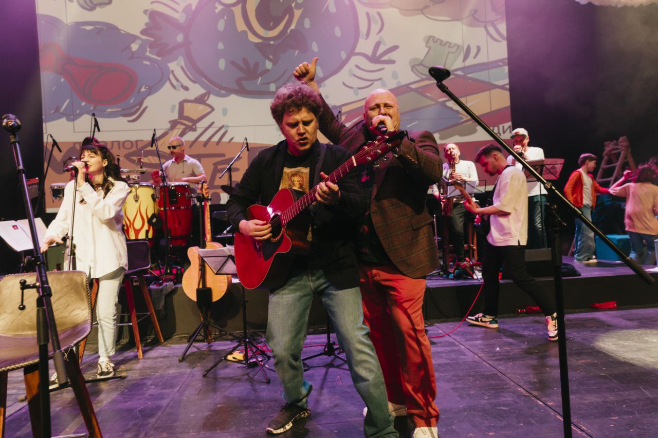 

Билеты на Мы летим. Концерт по песням из «Летающих зверей» и «Смешариков» (Новая сцена Александринского театра)