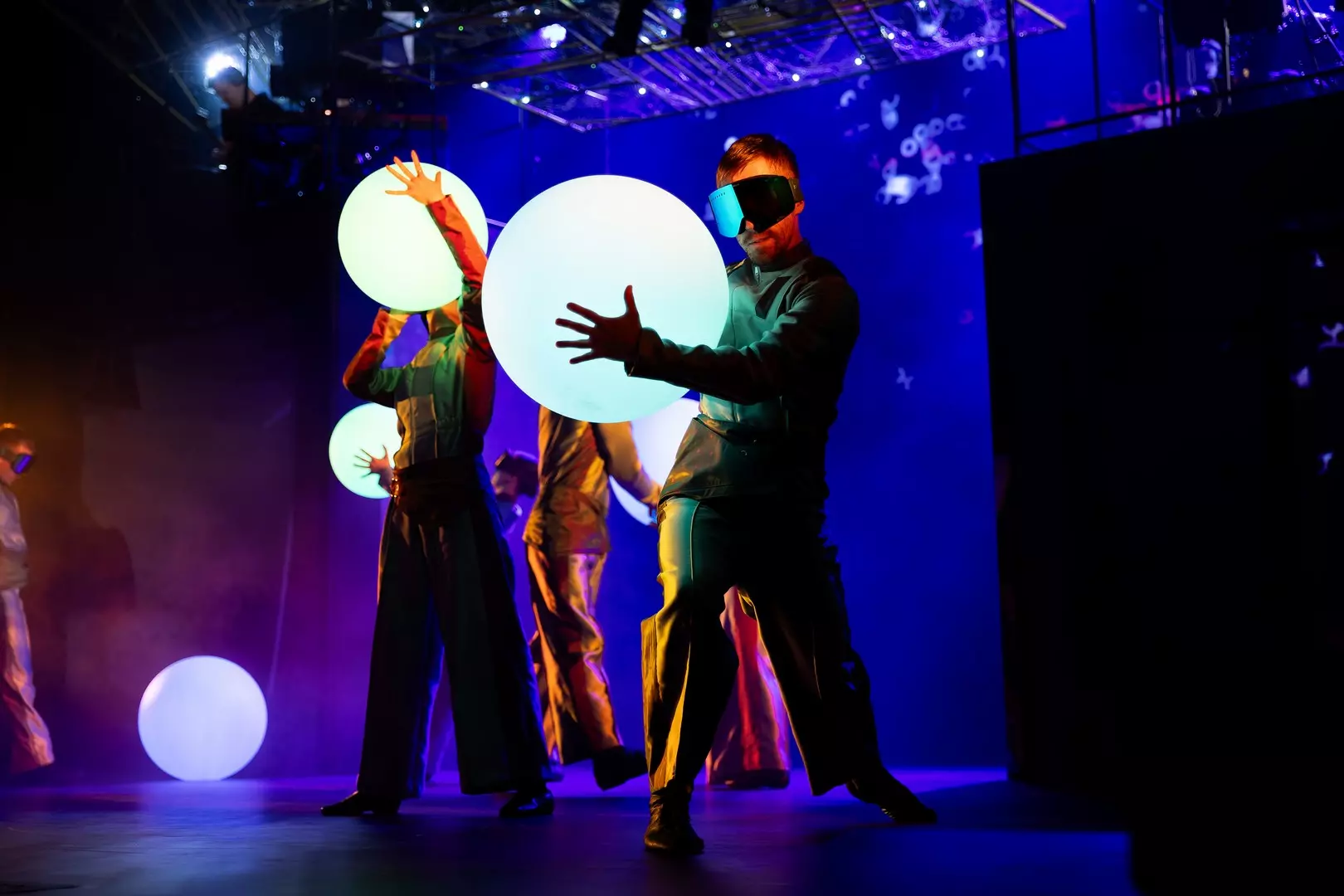 

Билеты на Я вижу звёзды (Филармония)