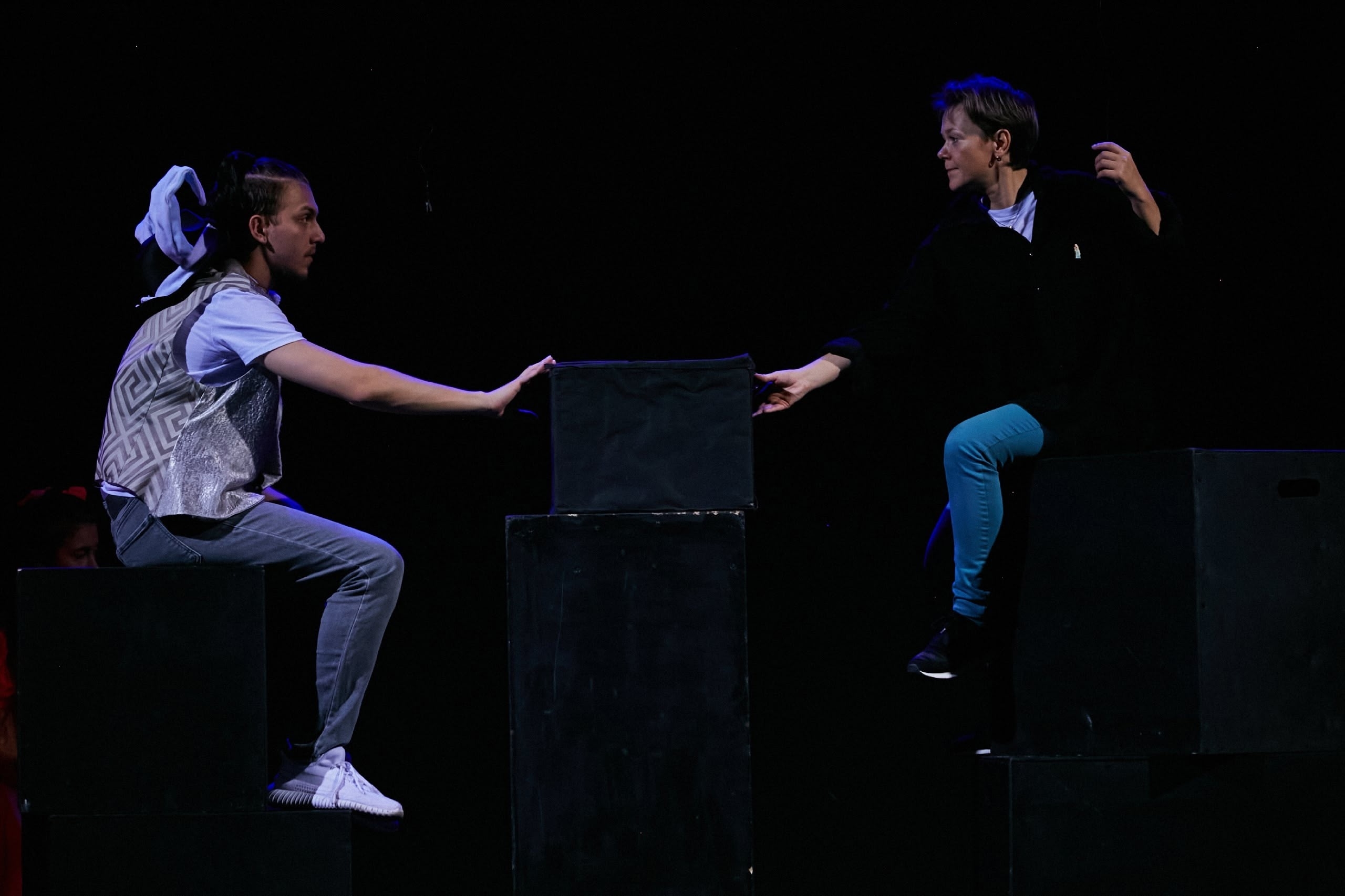 

Билеты на За белым кроликом (Парнас)